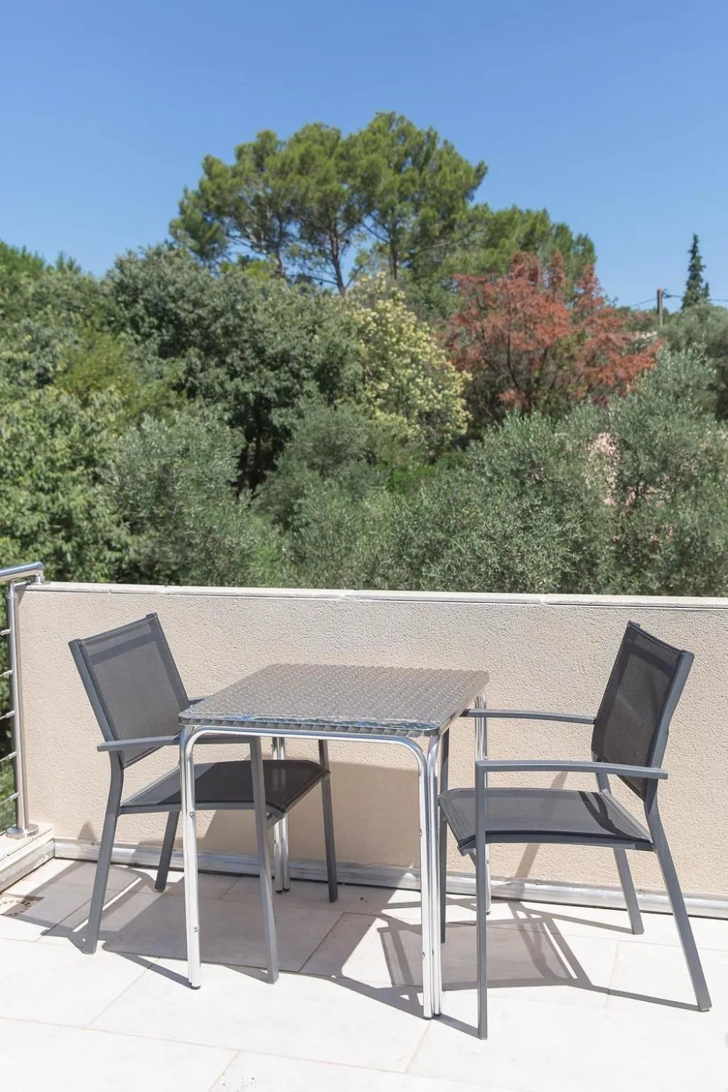 Day in Le Mas des Alexandrins