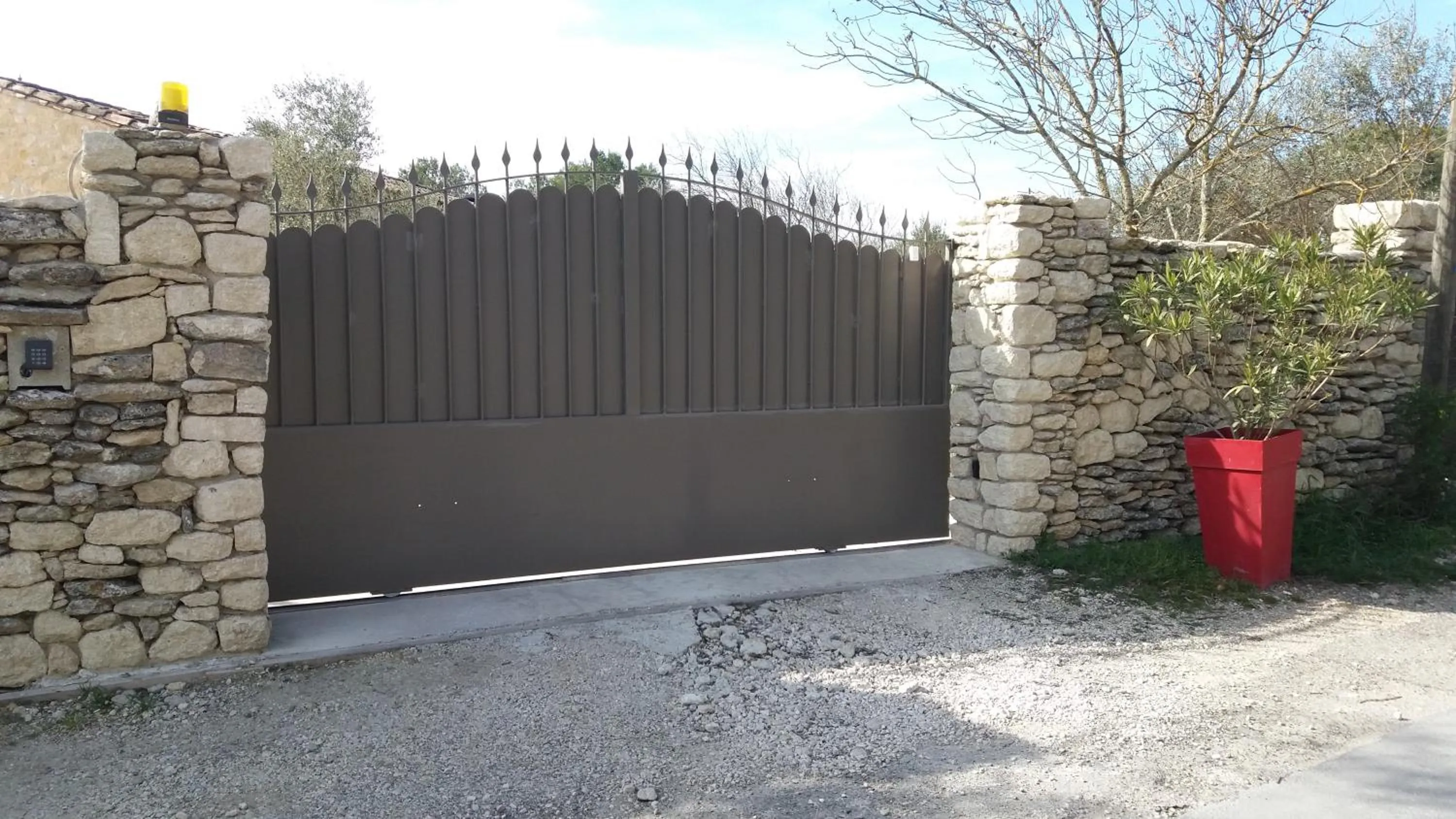 Property building in Le Mas des Alexandrins