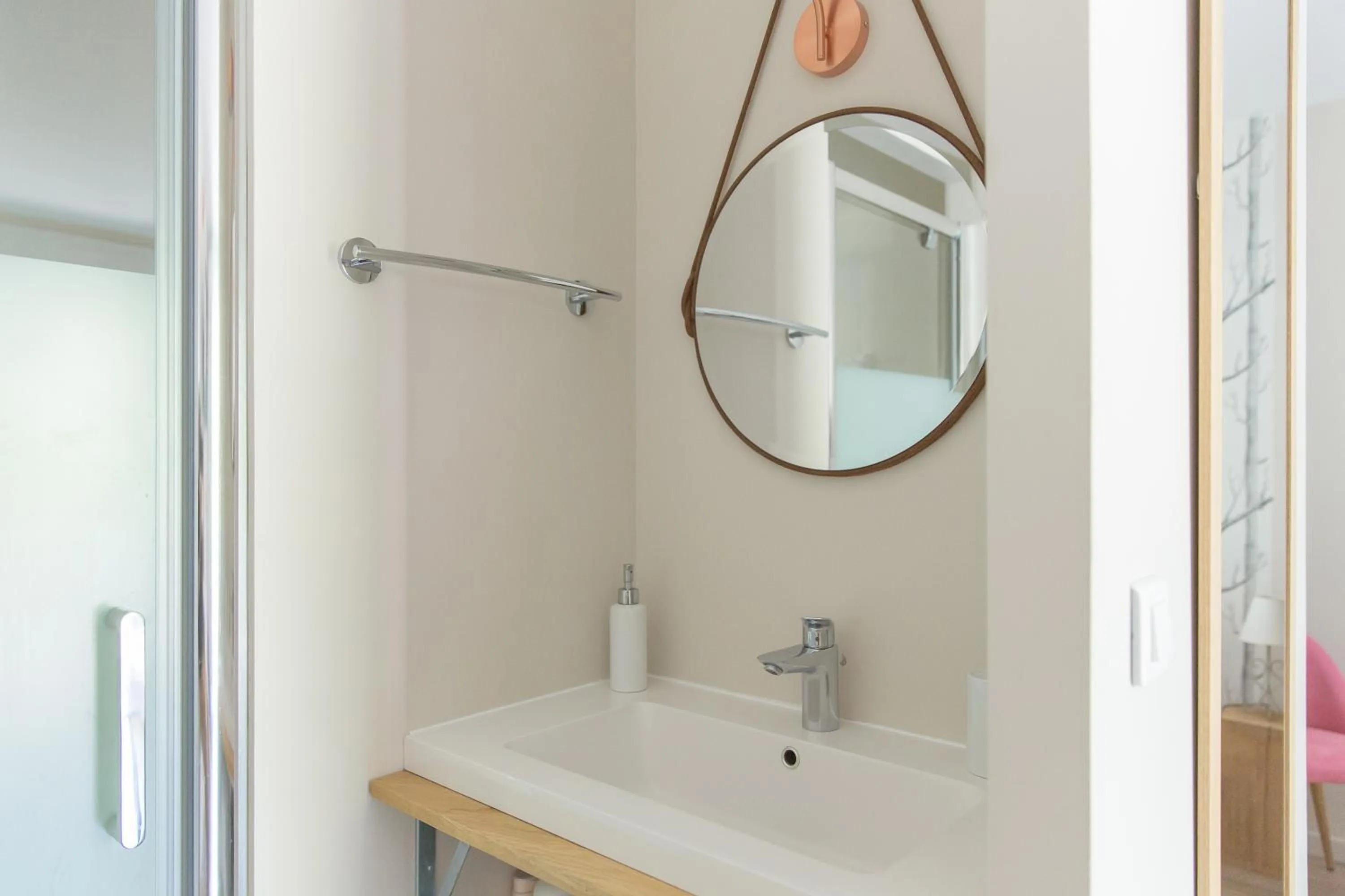 Bathroom in Le Mas des Alexandrins