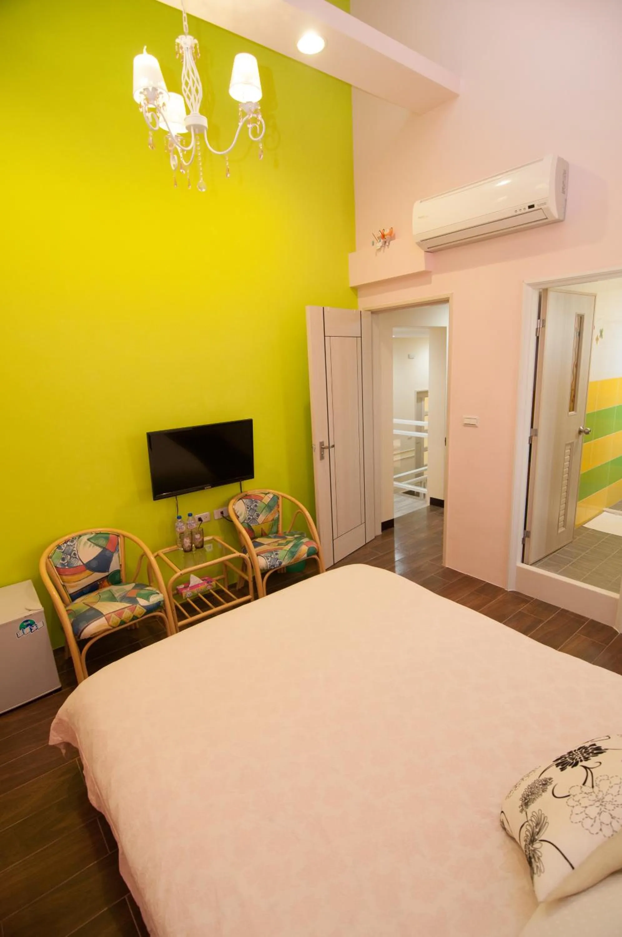 TV and multimedia, Bed in Dream Homestay