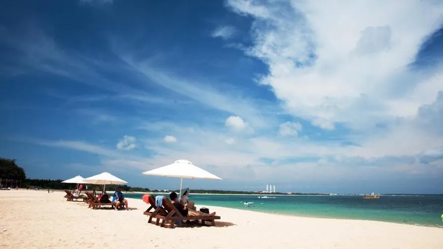 Beach in Dream Homestay