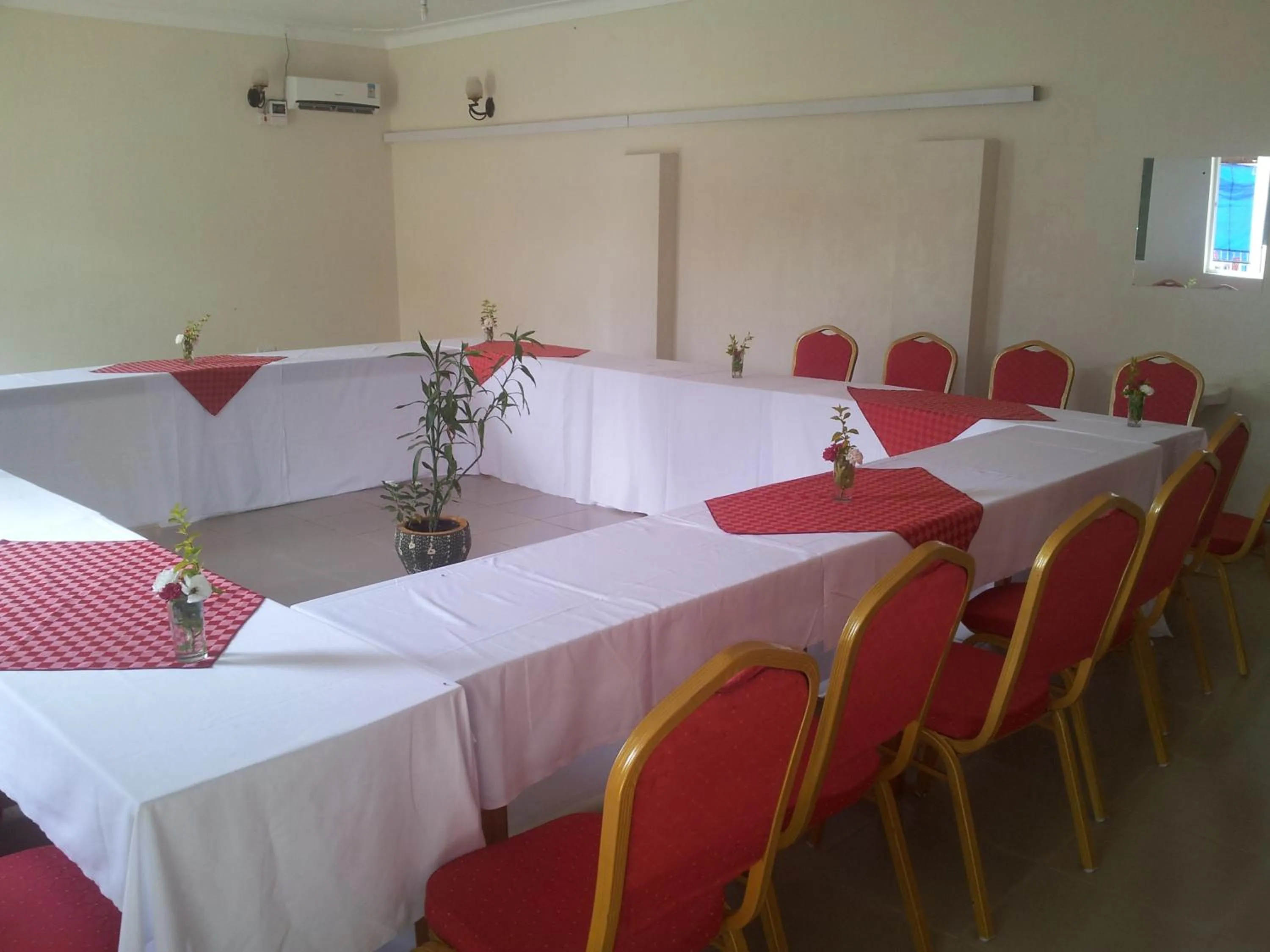Meeting/conference room in Dich Comfort Hotel - Main Branch