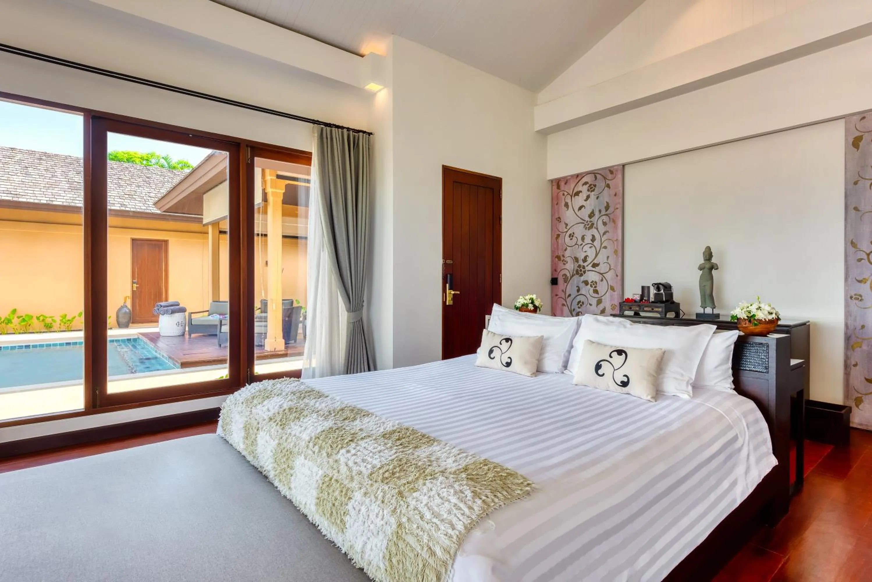 Bedroom, Bed in Mövenpick Asara Resort & Spa Hua Hin