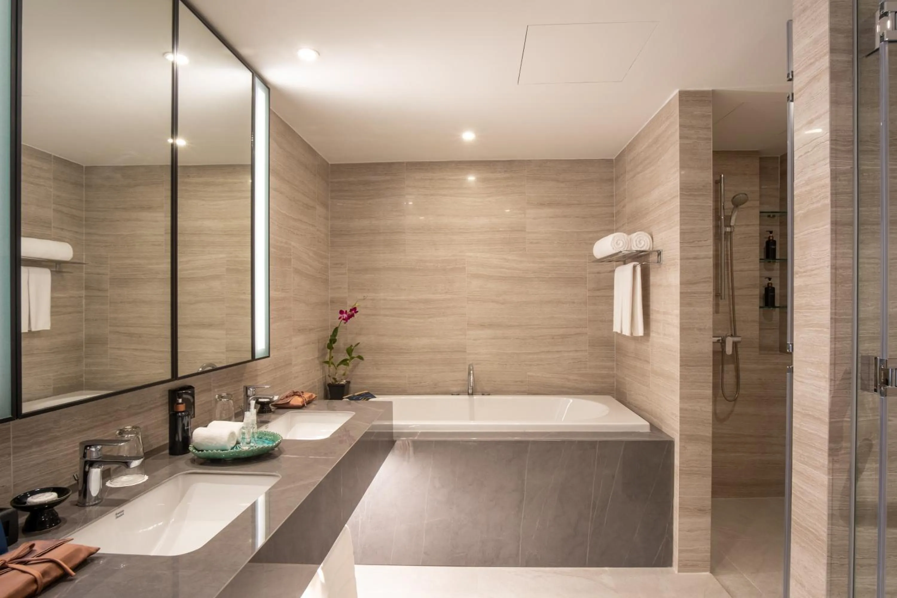 Shower in Paradox Resort Phuket