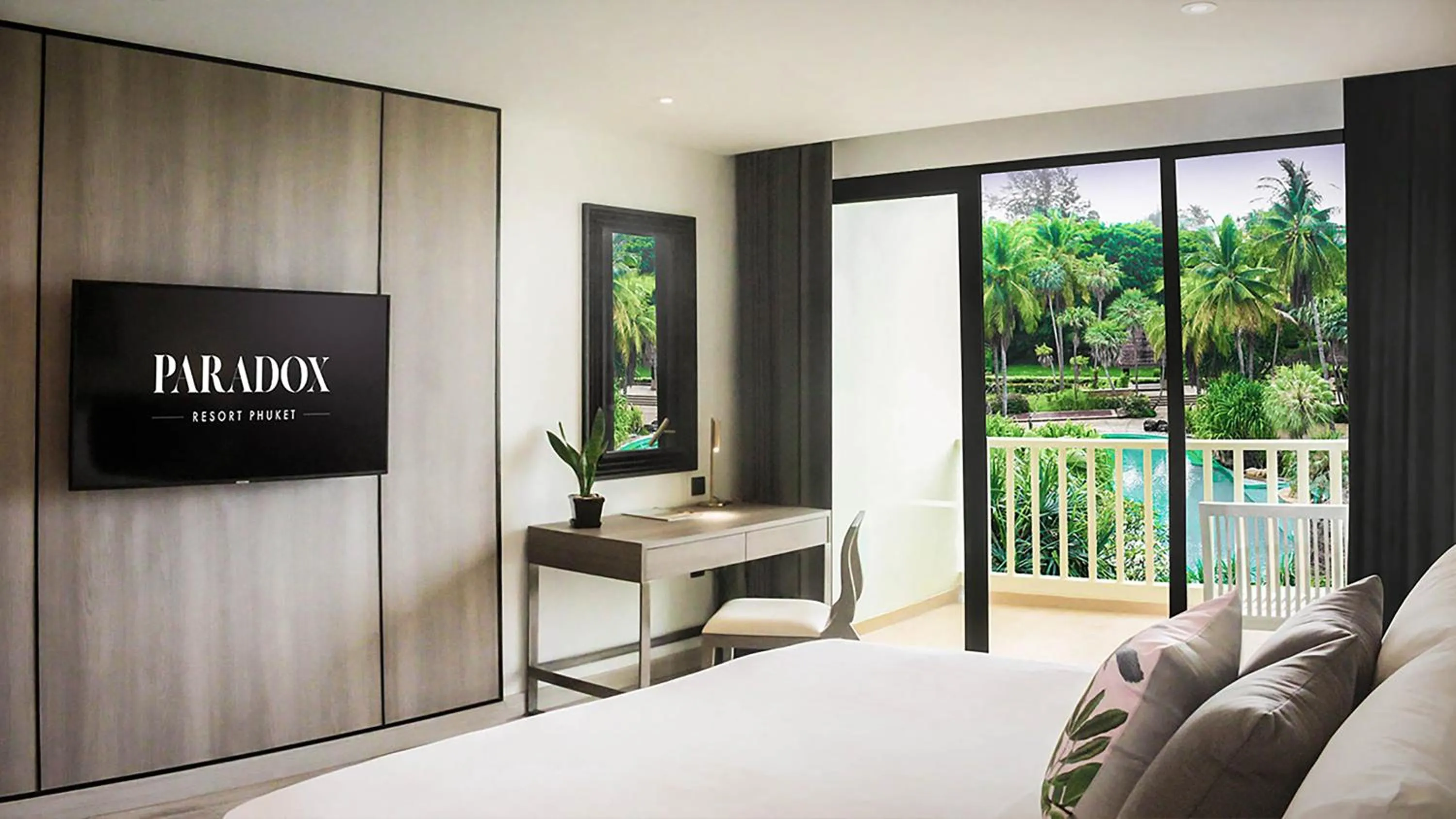 Garden in Paradox Resort Phuket