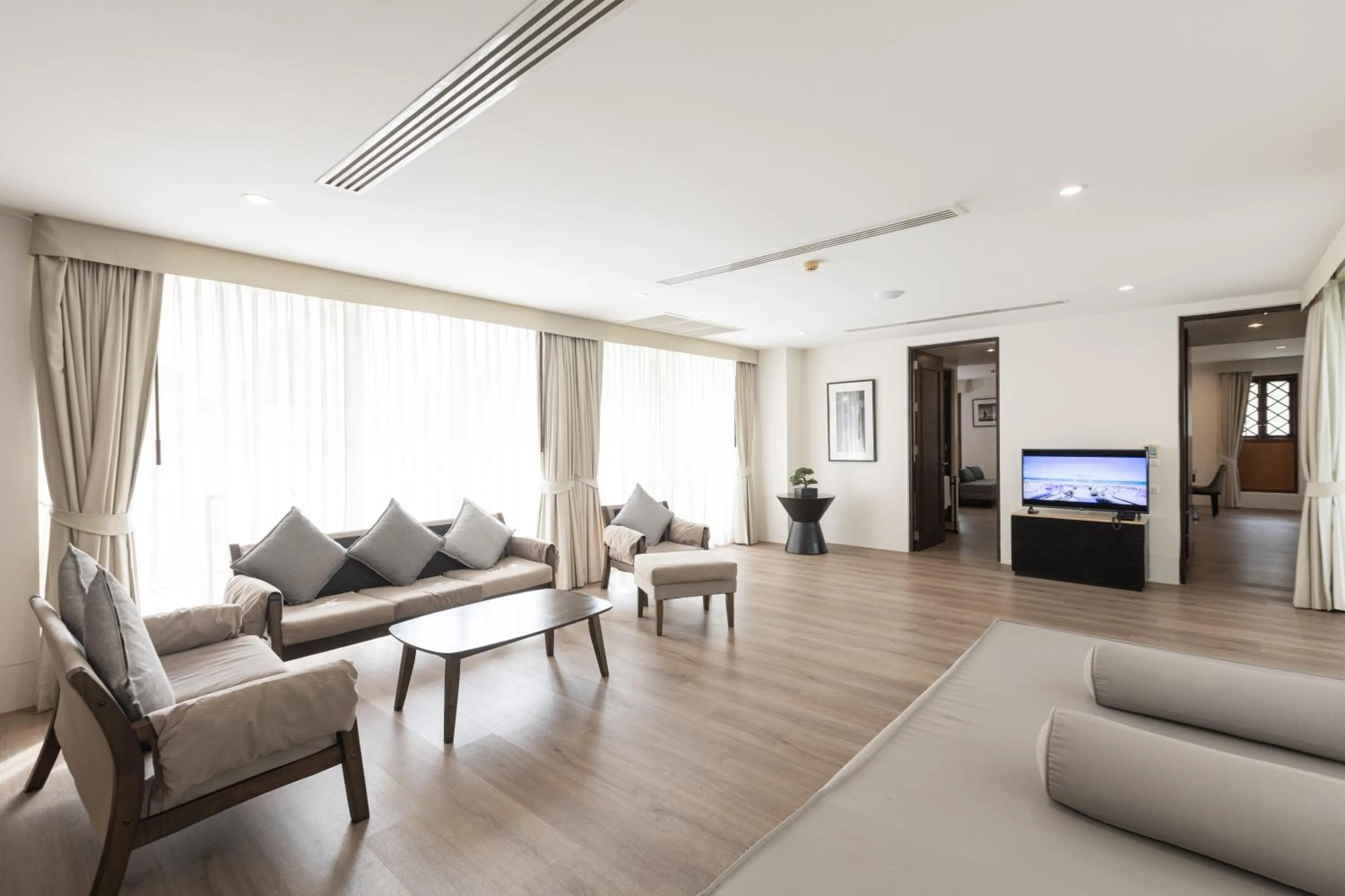 TV and multimedia in The Palayana Hua Hin