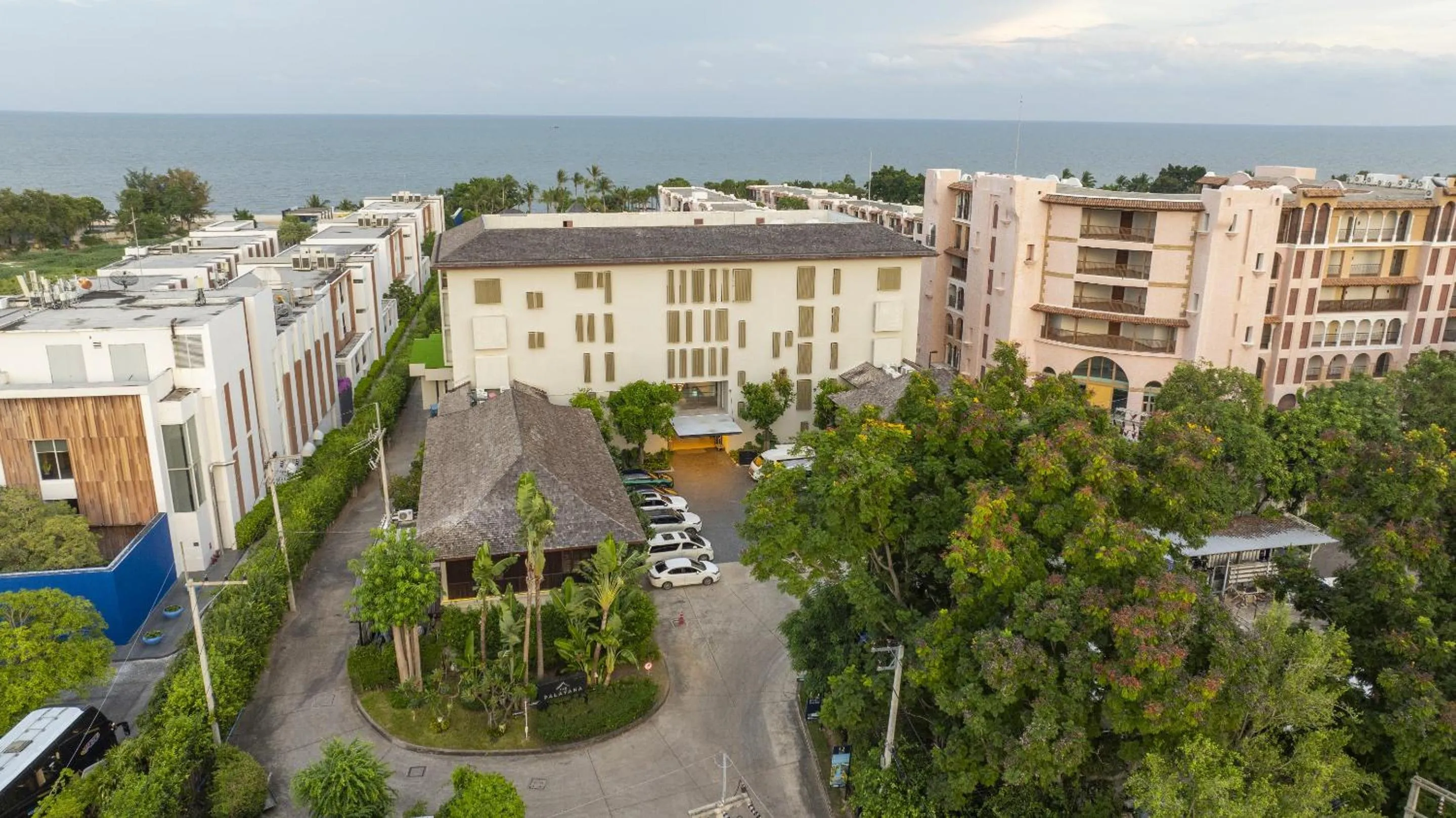 Parking in The Palayana Hua Hin