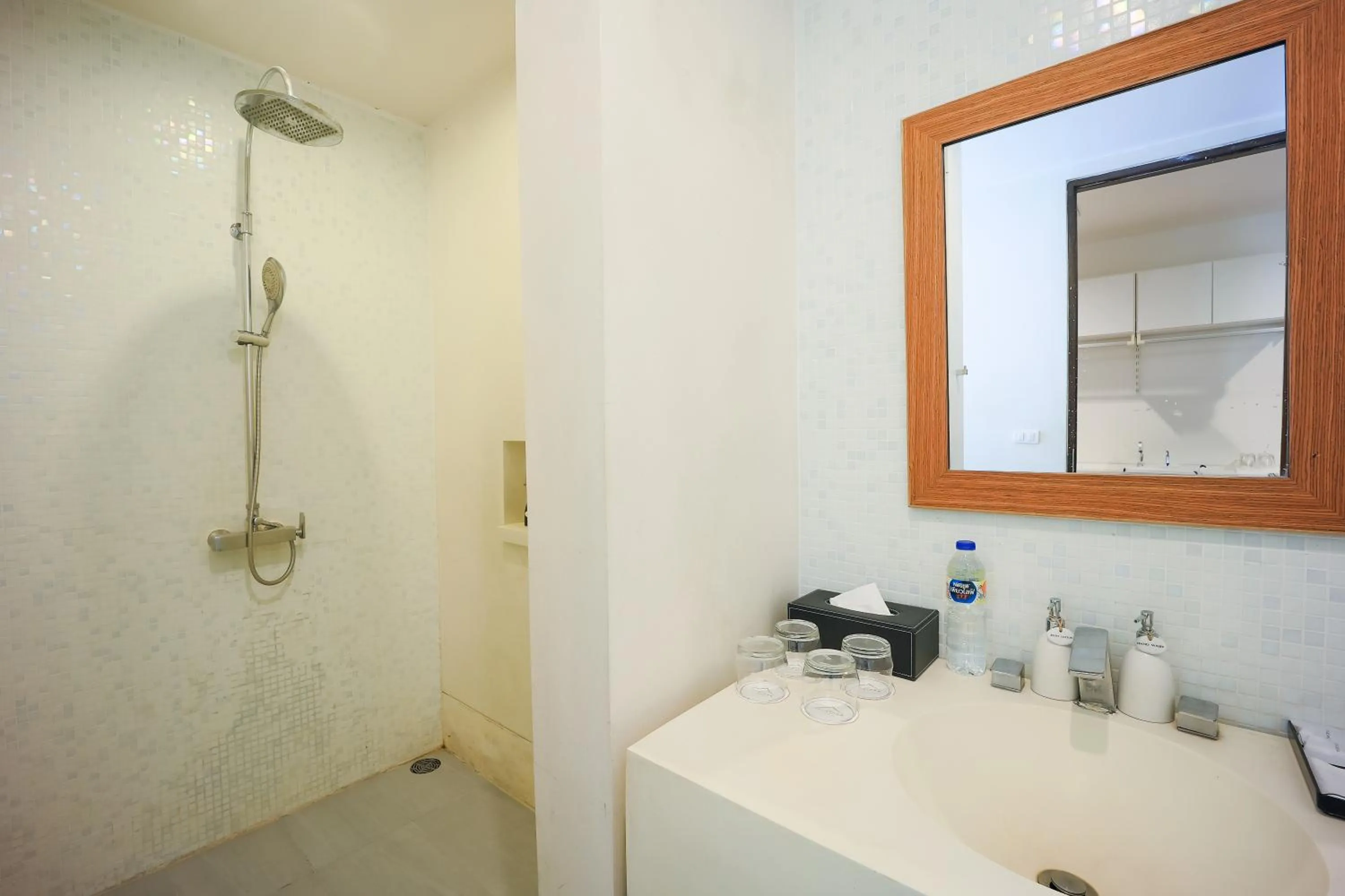 Shower in The Palayana Hua Hin