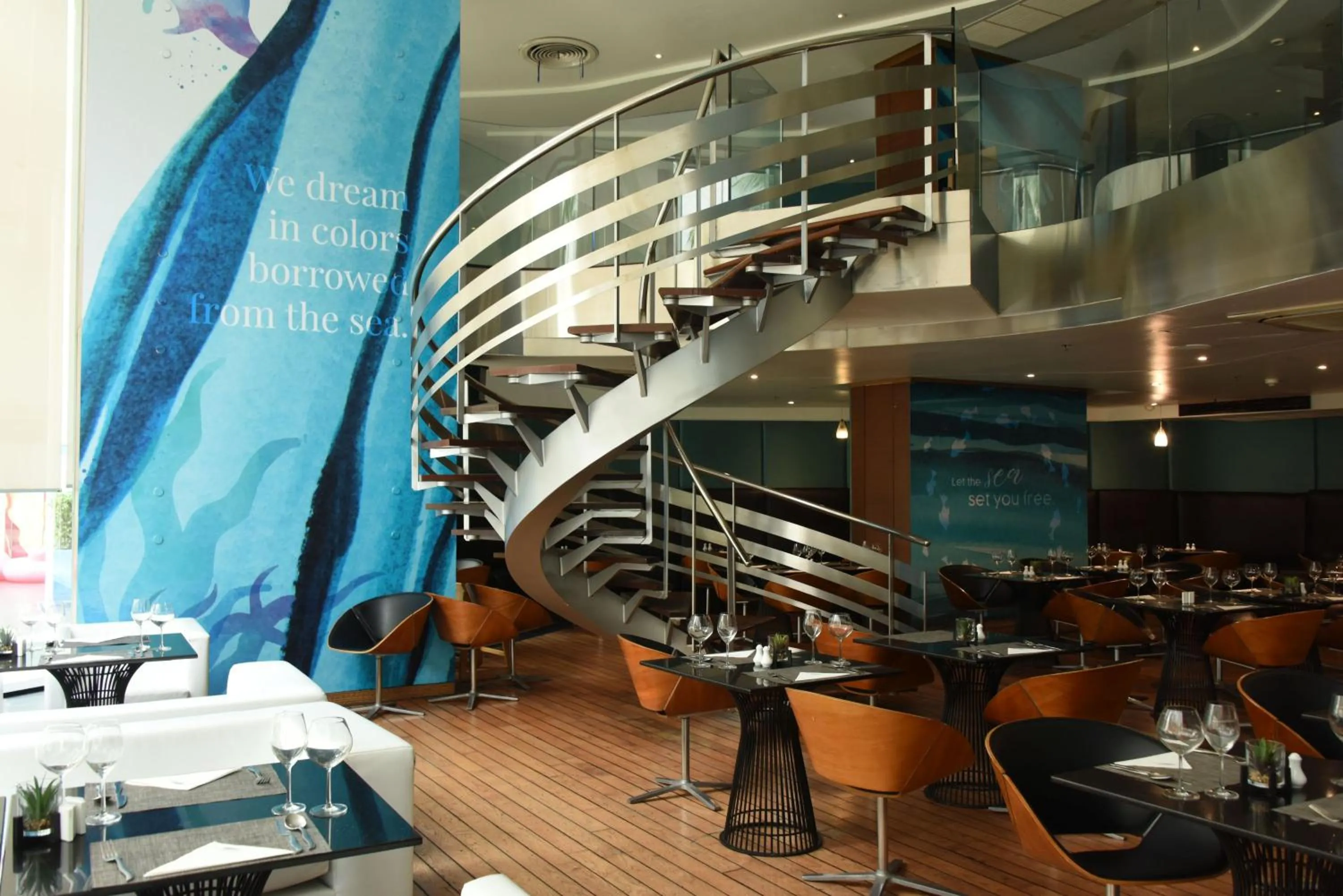 Restaurant/places to eat in Hotel Baraquda Heeton Pattaya by Compass Hospitality