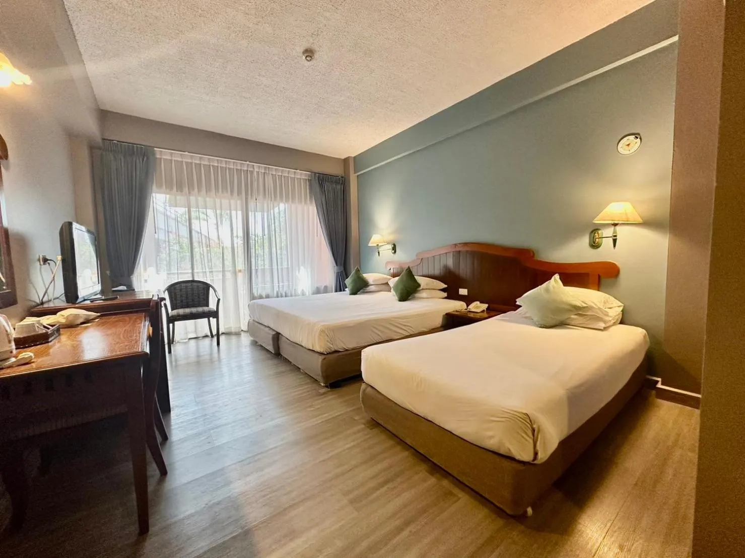 Bed in Chiangmai Gate Hotel