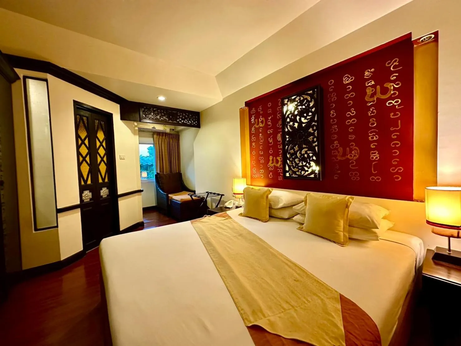 Bed in Chiangmai Gate Hotel
