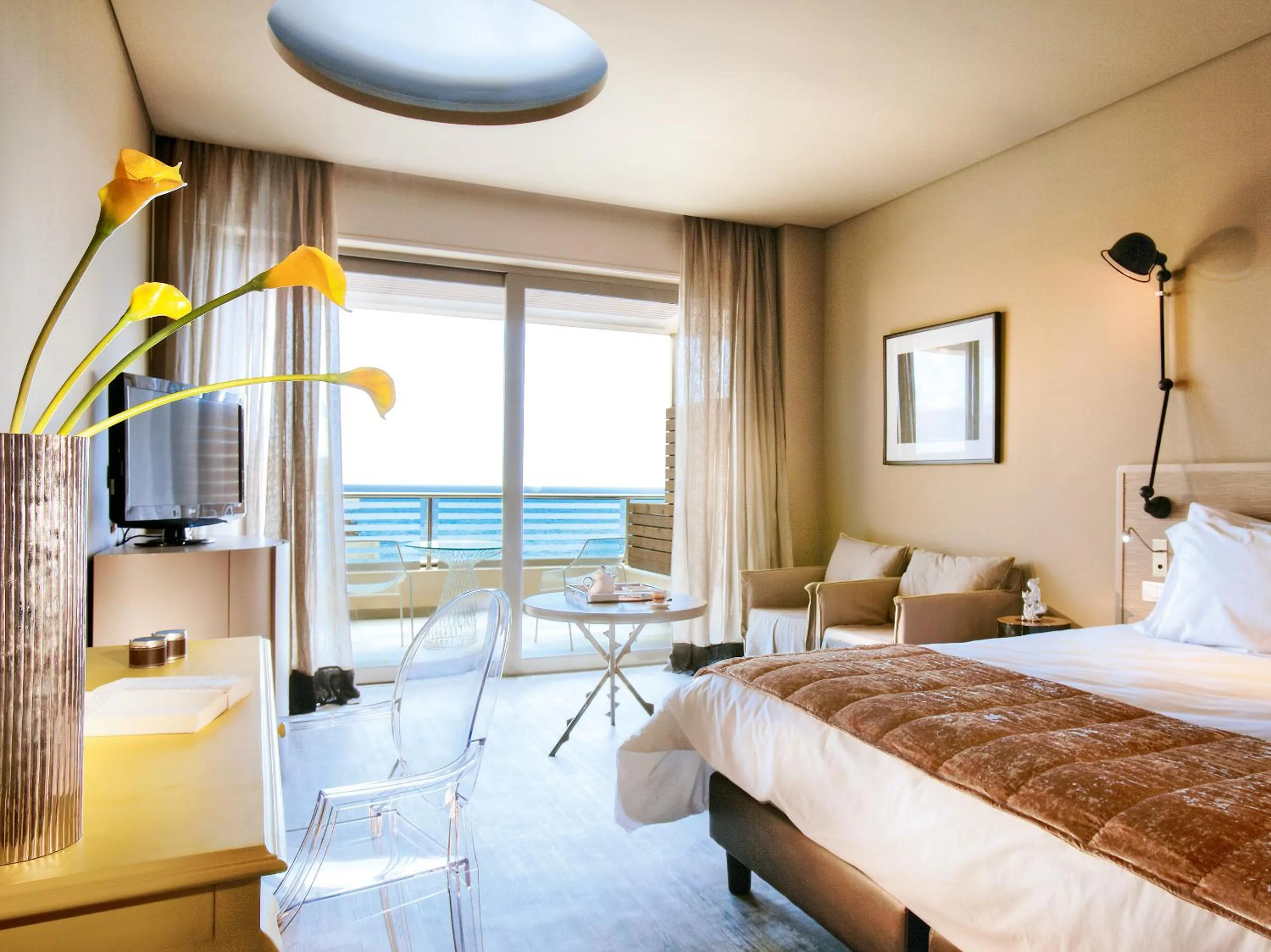 Deluxe Room Side Sea View in Grecotel Astir Palace