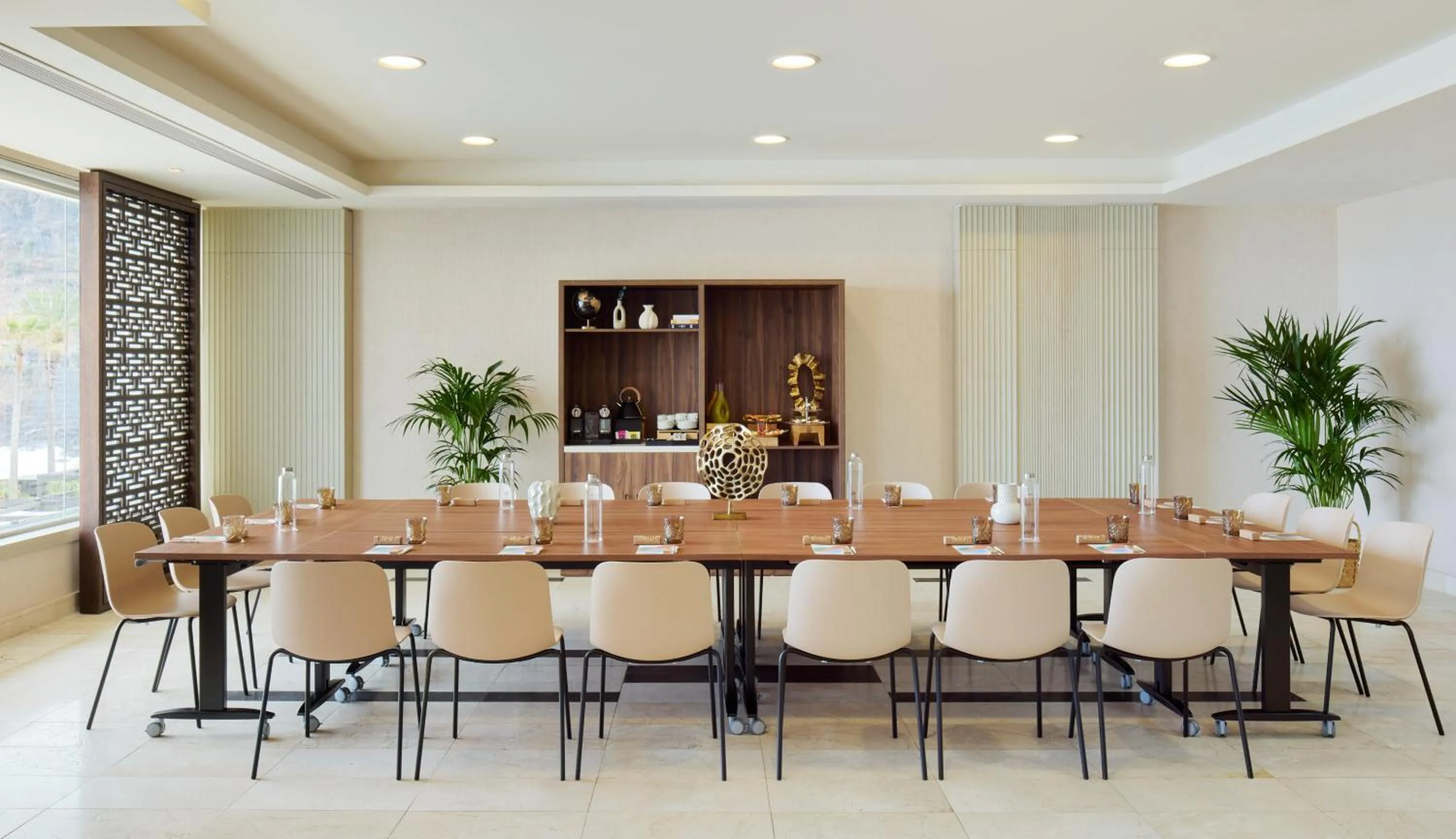 Meeting/conference room in Melia Costa Atlantis Tenerife