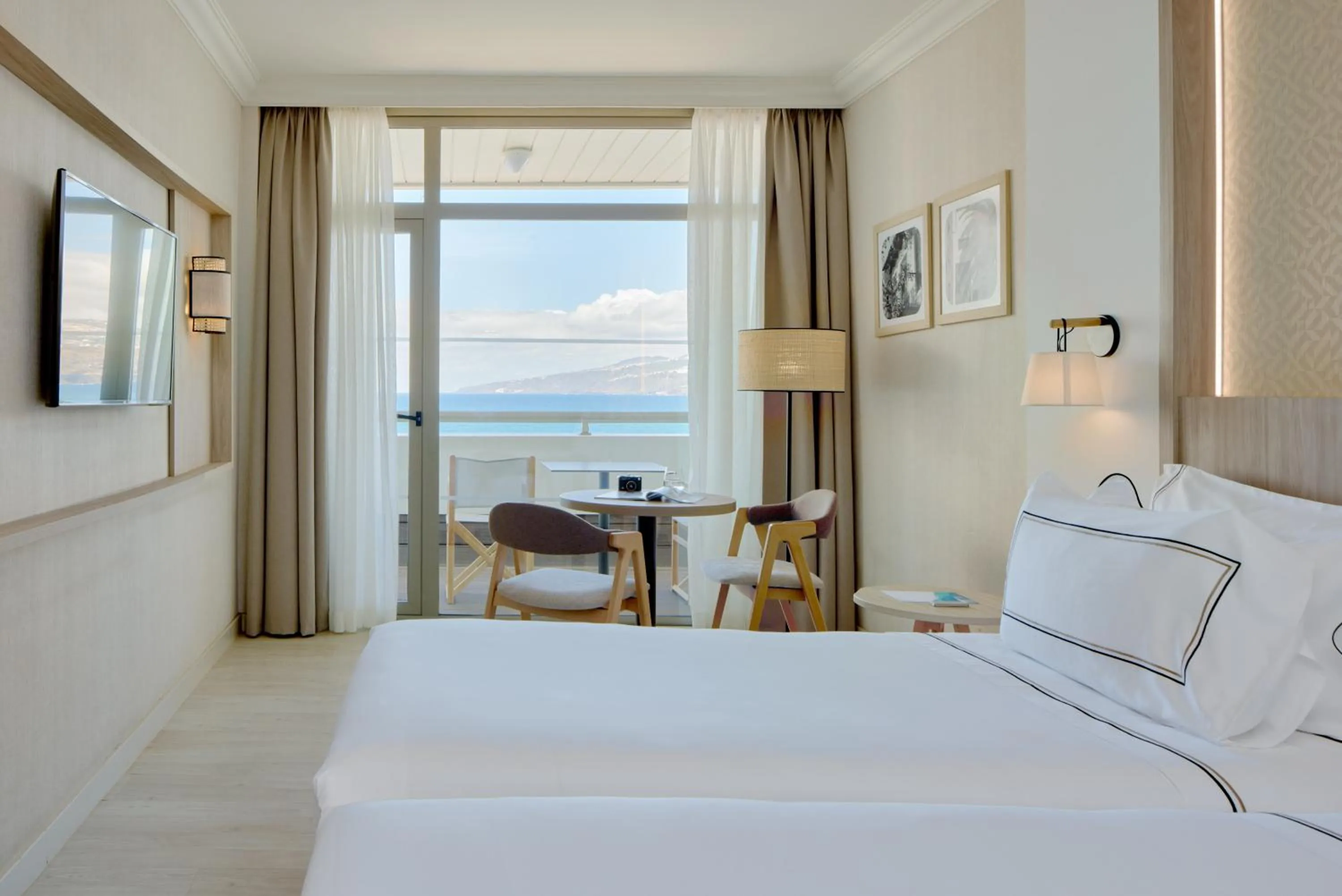 Bed in Melia Costa Atlantis Tenerife