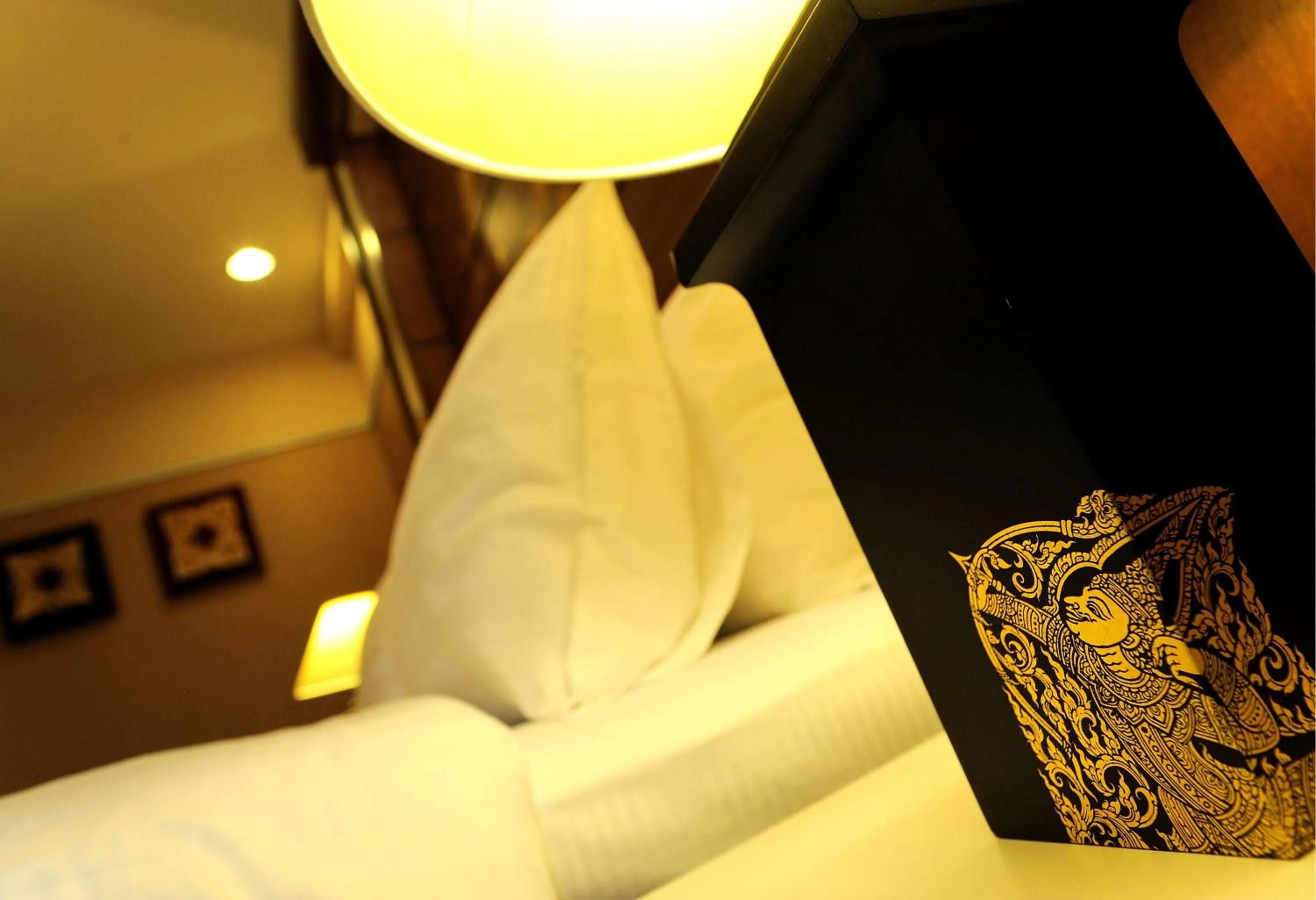 Decorative detail, Bed in Mariya Boutique Hotel At Suvarnabhumi Airport