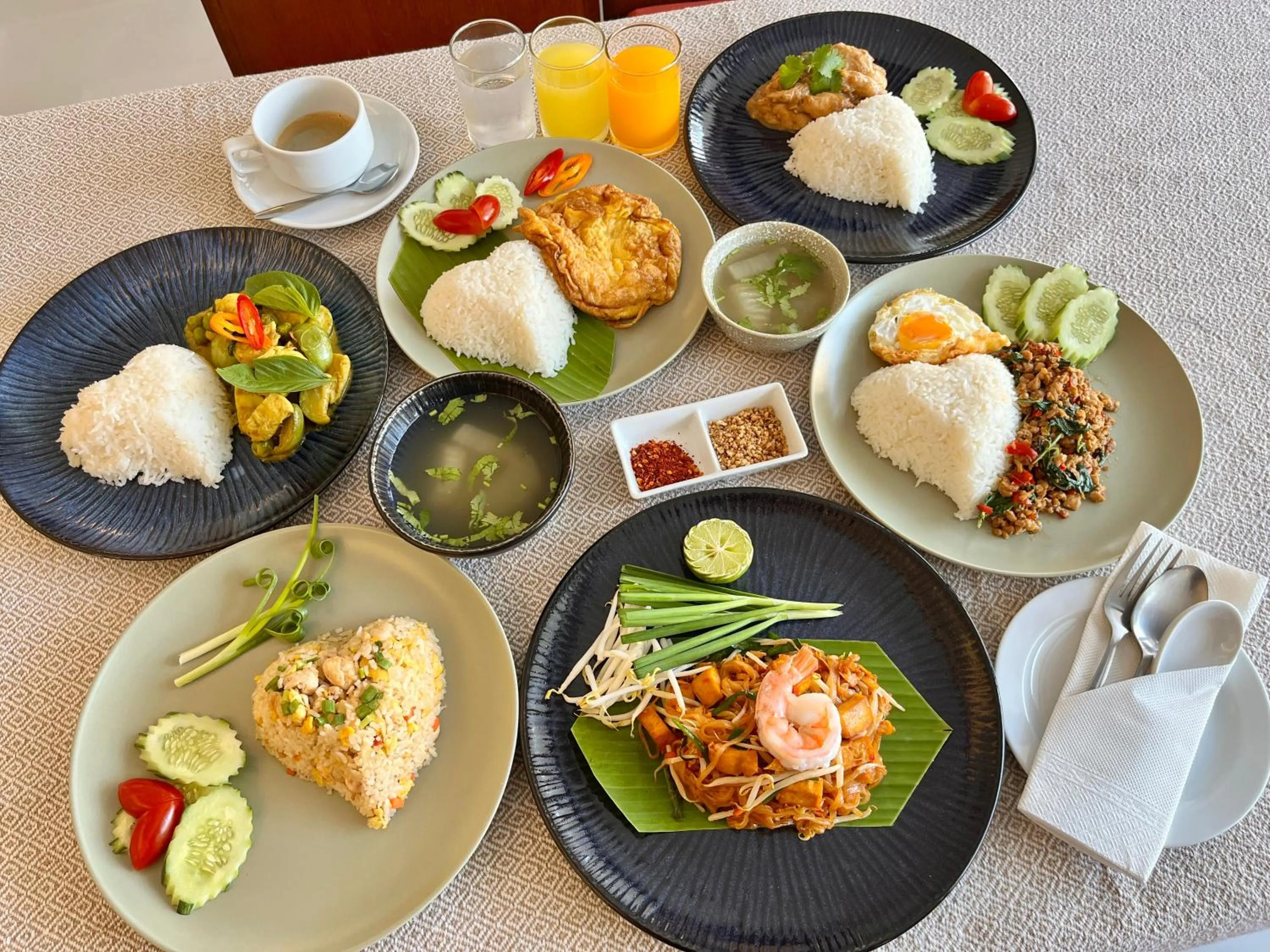 Breakfast in Mariya Boutique Hotel At Suvarnabhumi Airport