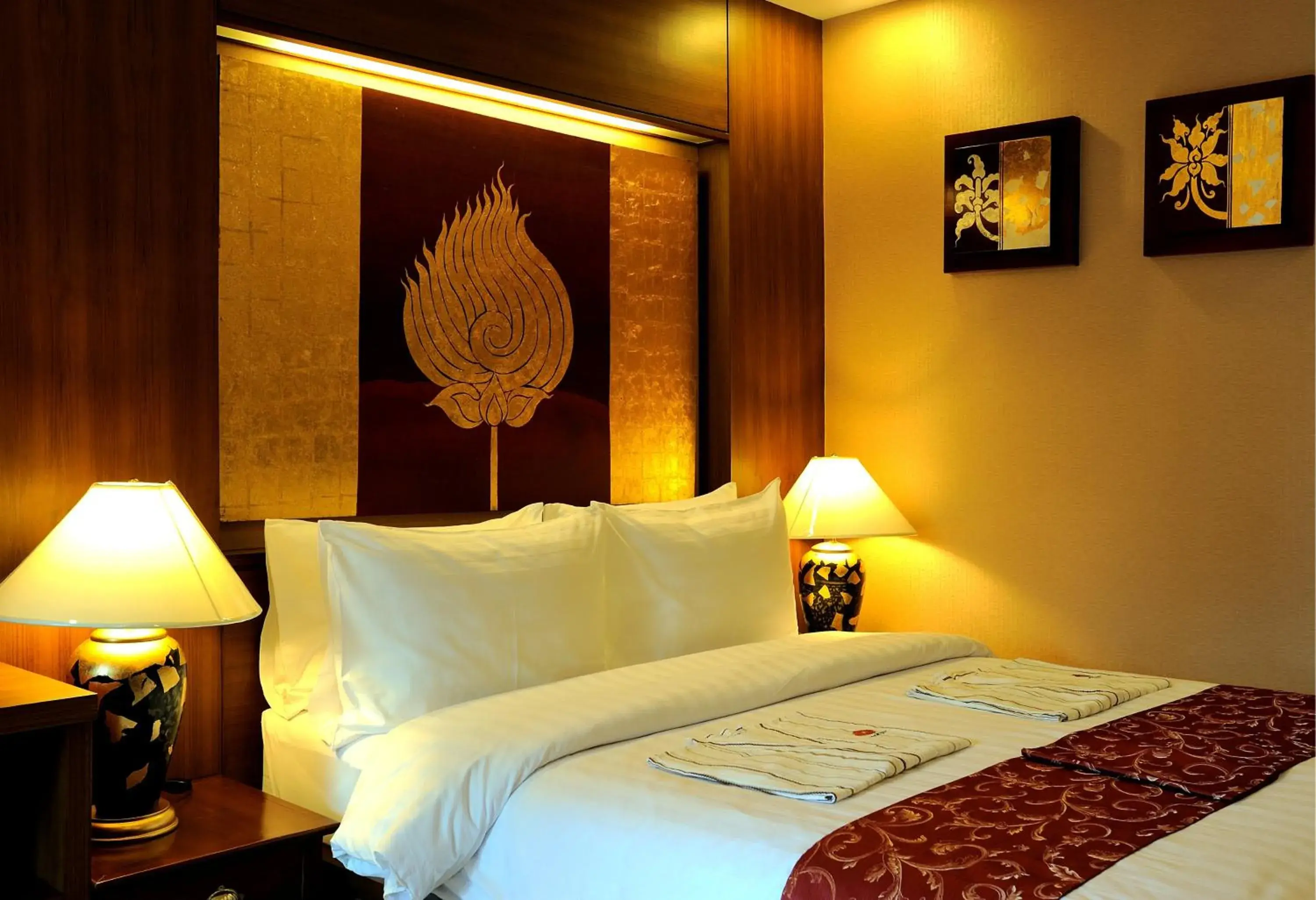 Superior Queen Room with Free Round-Trip Airport Transfer in Mariya Boutique Hotel At Suvarnabhumi Airport Superior Queen Room with Free Round-Trip Airport Transfer in Mariya Boutique Hotel At Suvarnabhumi Airport