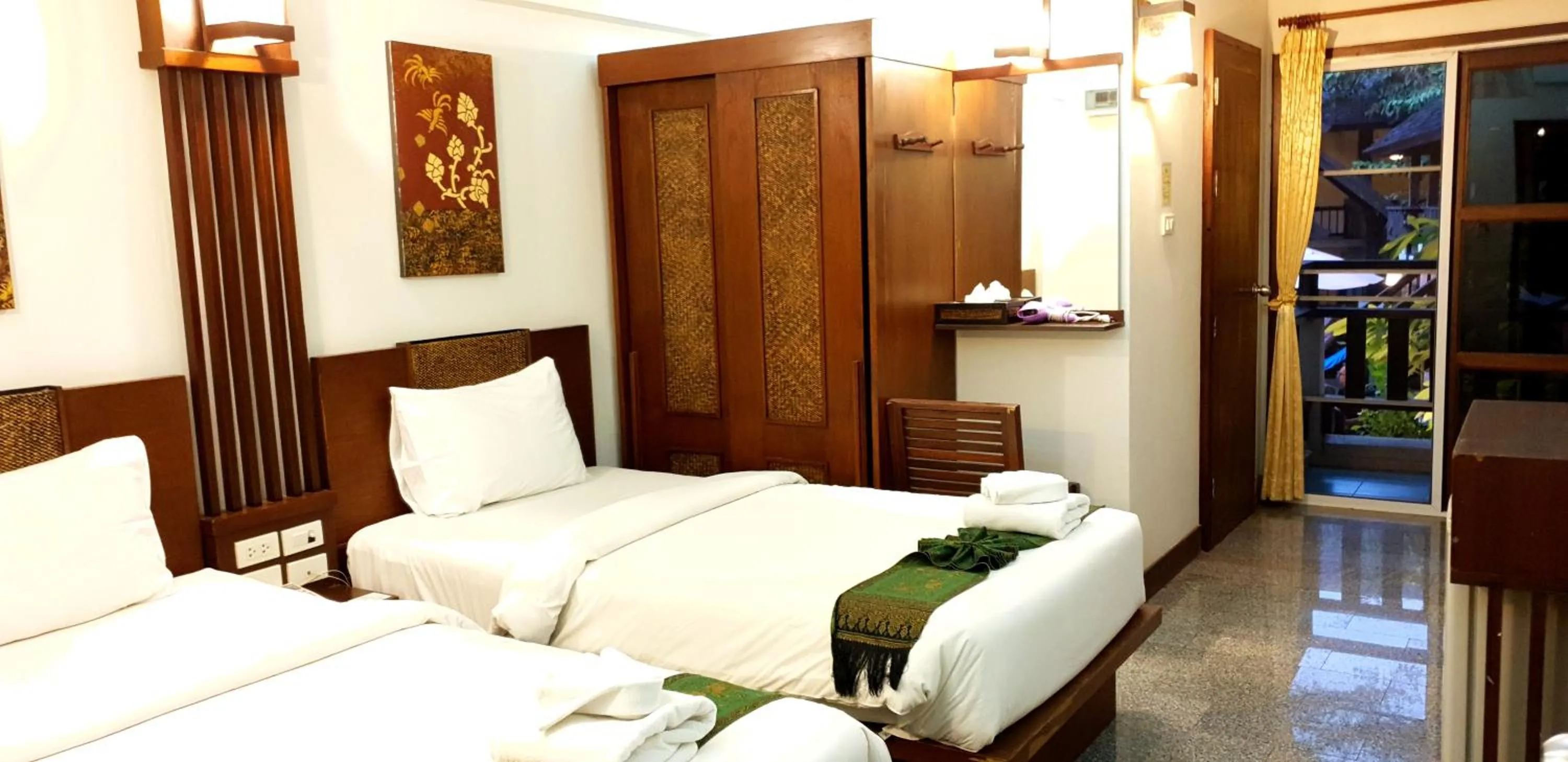 Bedroom, Bed in Rainforest ChiangMai Hotel