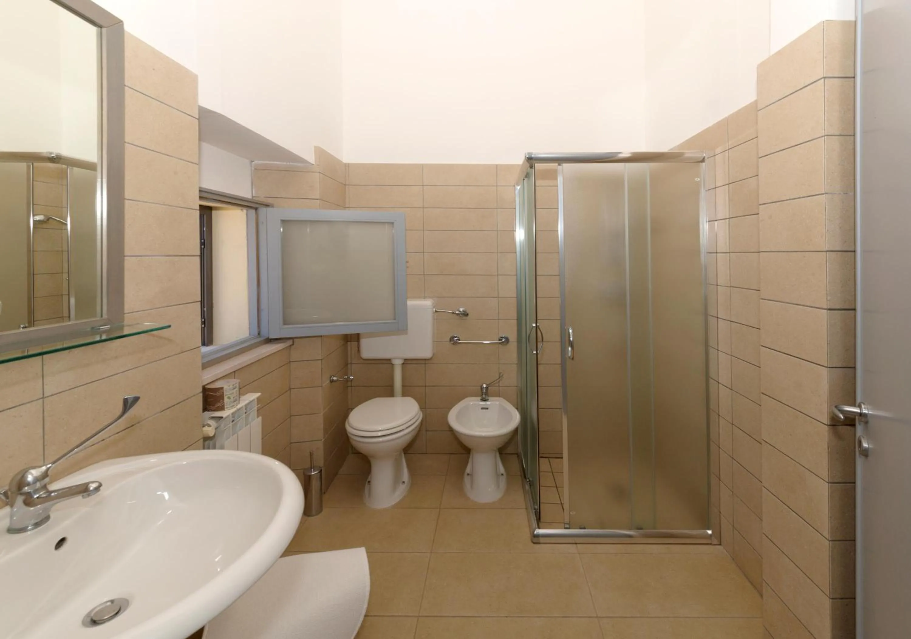 Shower in La Casa di Ora