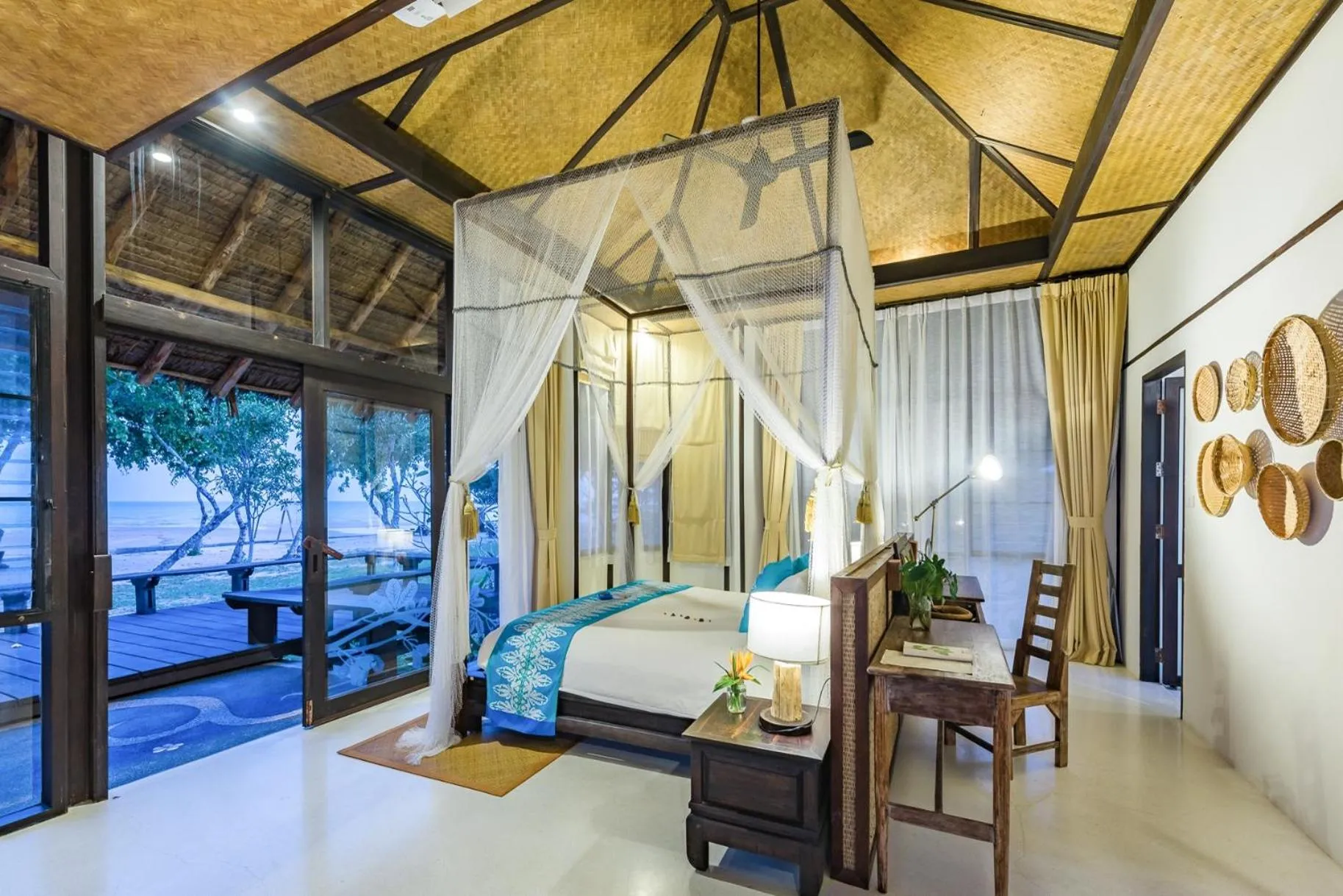 Photo of the whole room, Bed in Koh Yao Yai Village