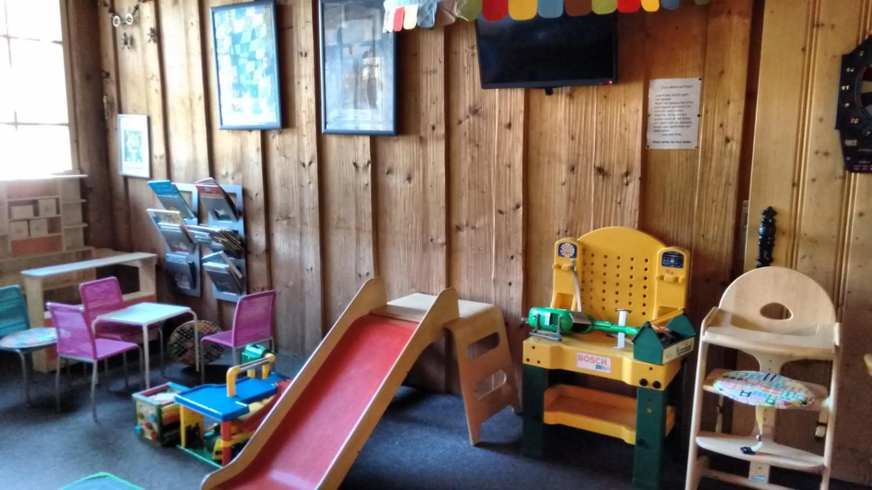 children in Schwaigeralm