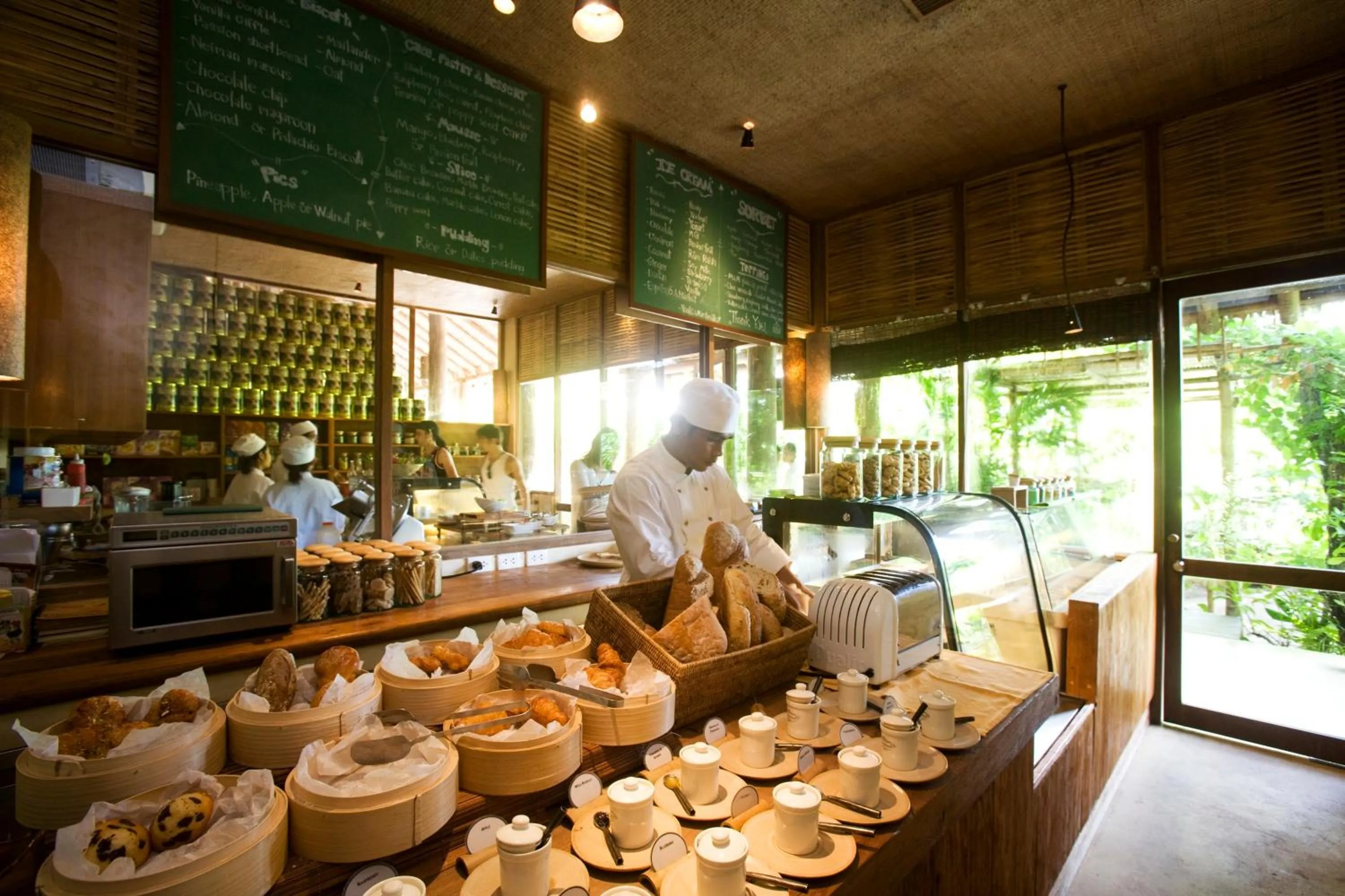 Restaurant/places to eat in Six Senses Yao Noi