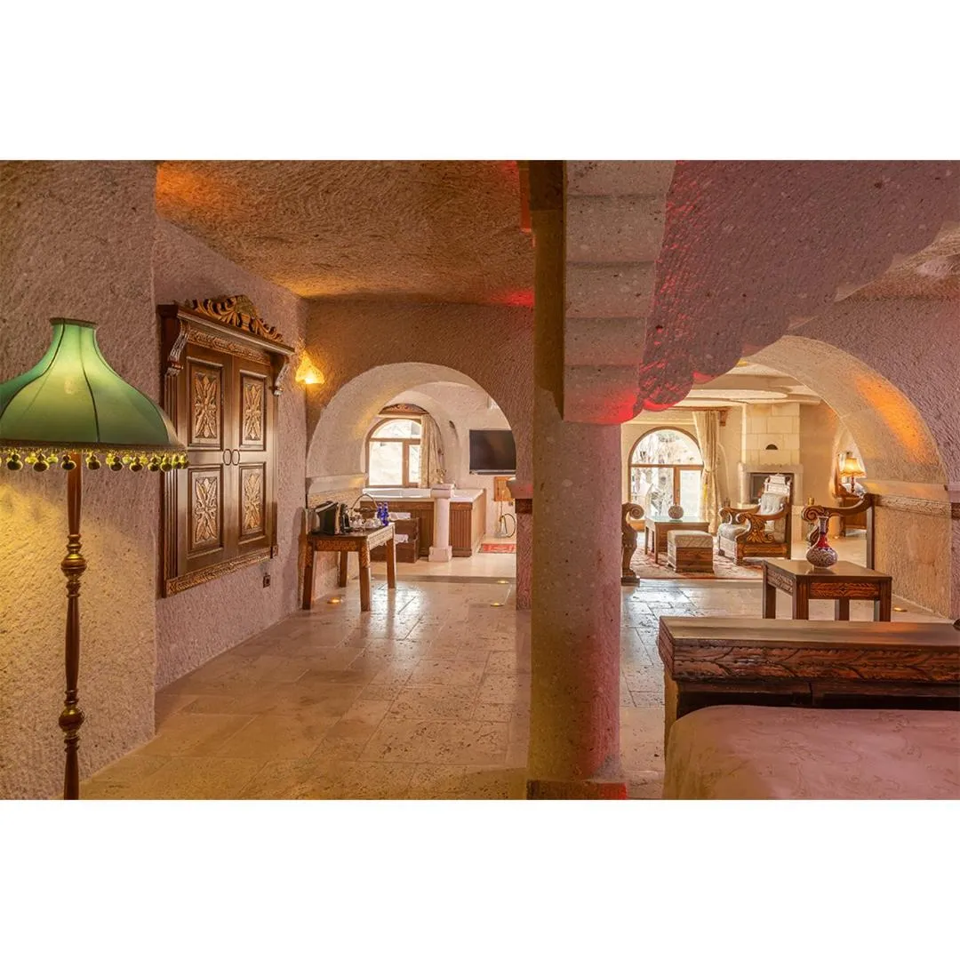 Hot Tub in Cappadocia Gamirasu Cave Hotel