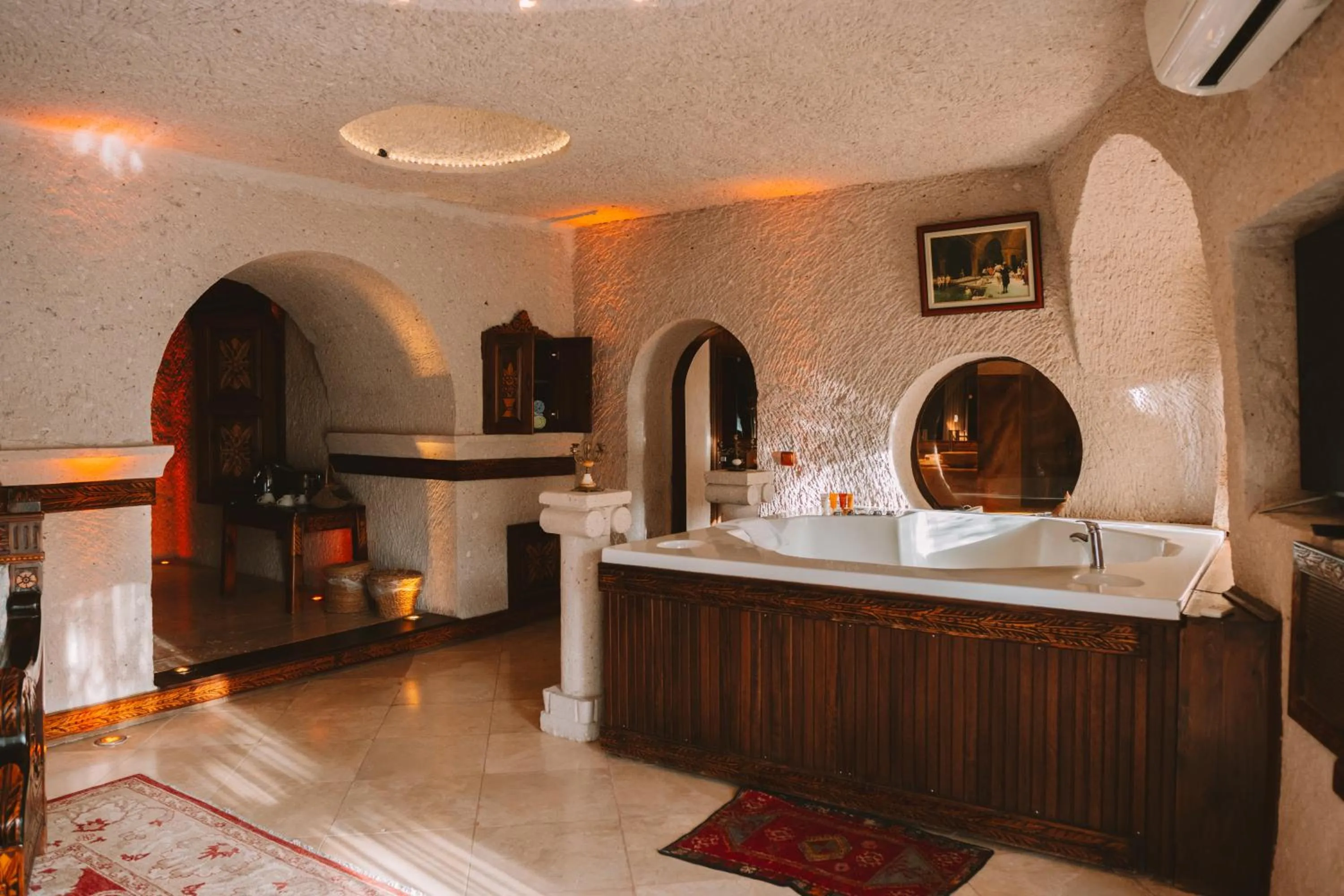 Hot Tub in Cappadocia Gamirasu Cave Hotel