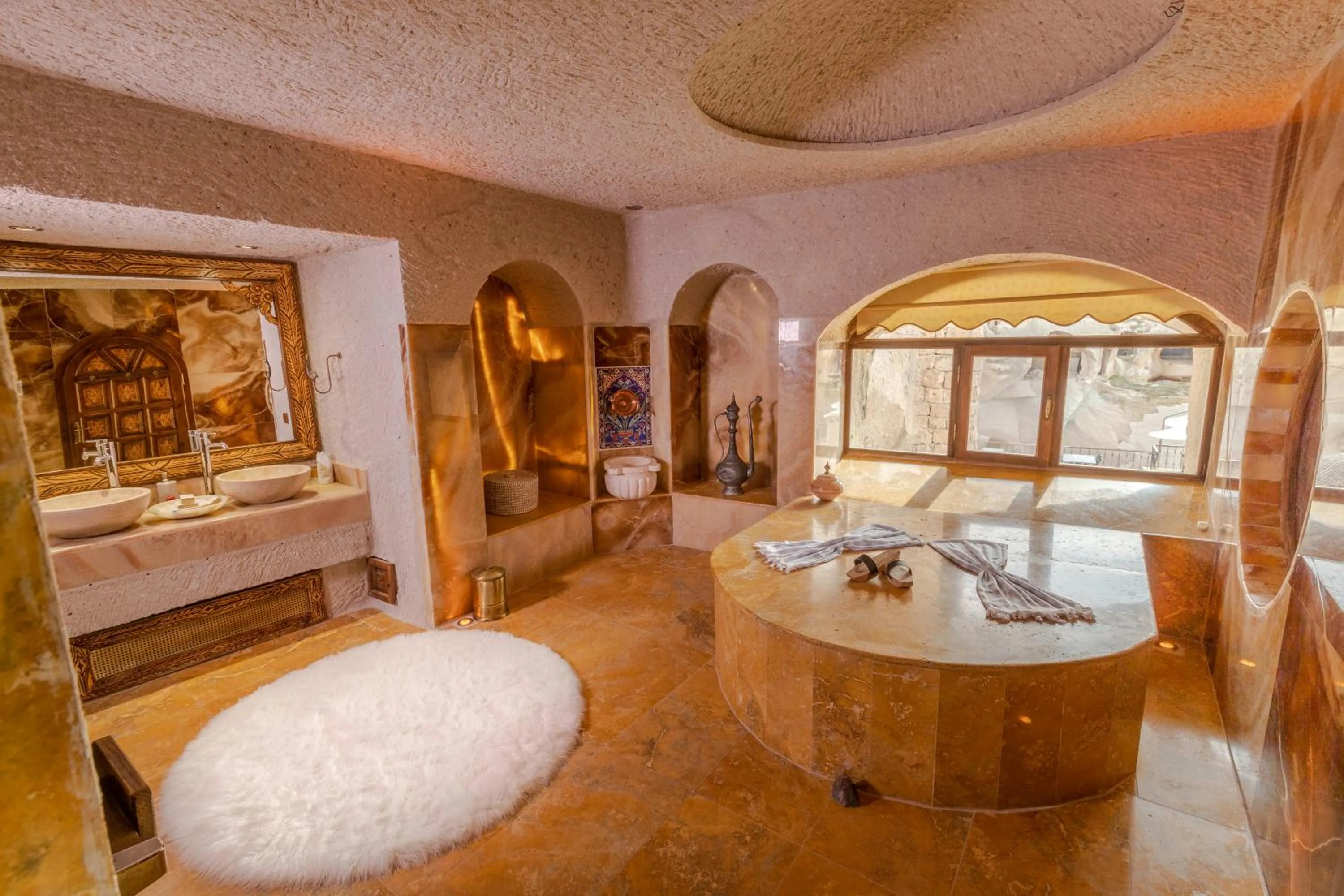 Shower in Cappadocia Gamirasu Cave Hotel