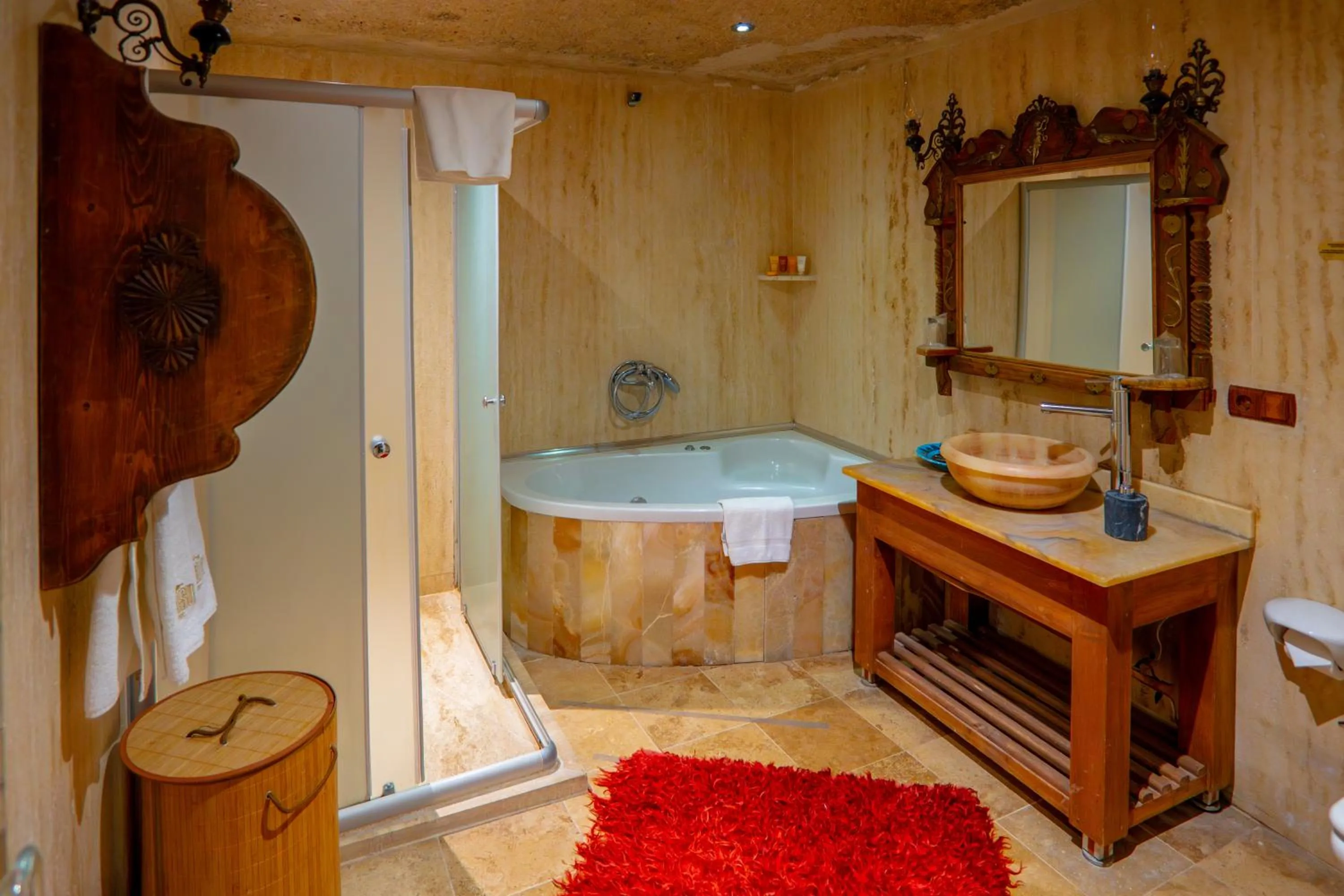 Hot Tub in Cappadocia Gamirasu Cave Hotel