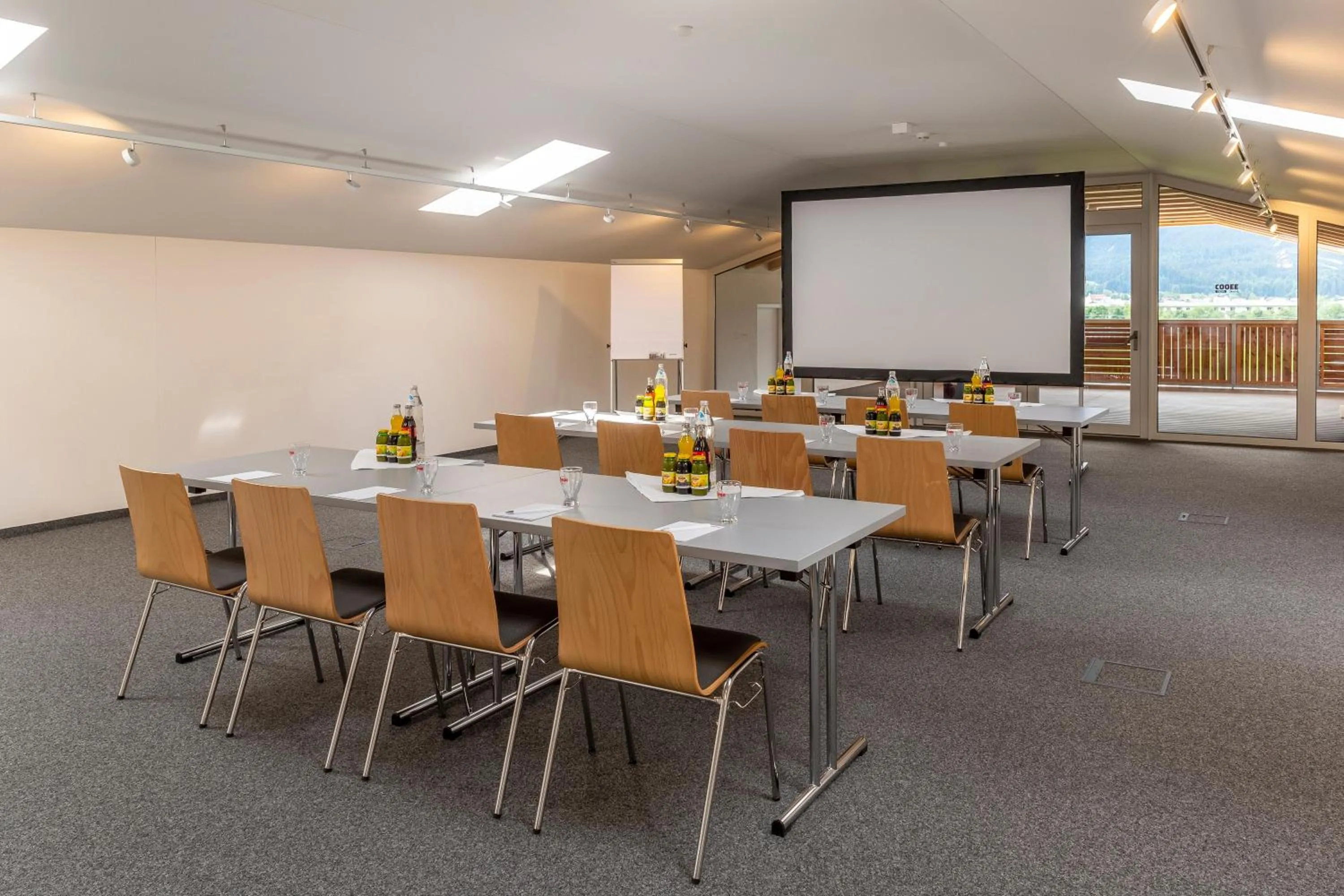 Meeting/conference room in COOEE alpin Hotel Kitzbüheler Alpen