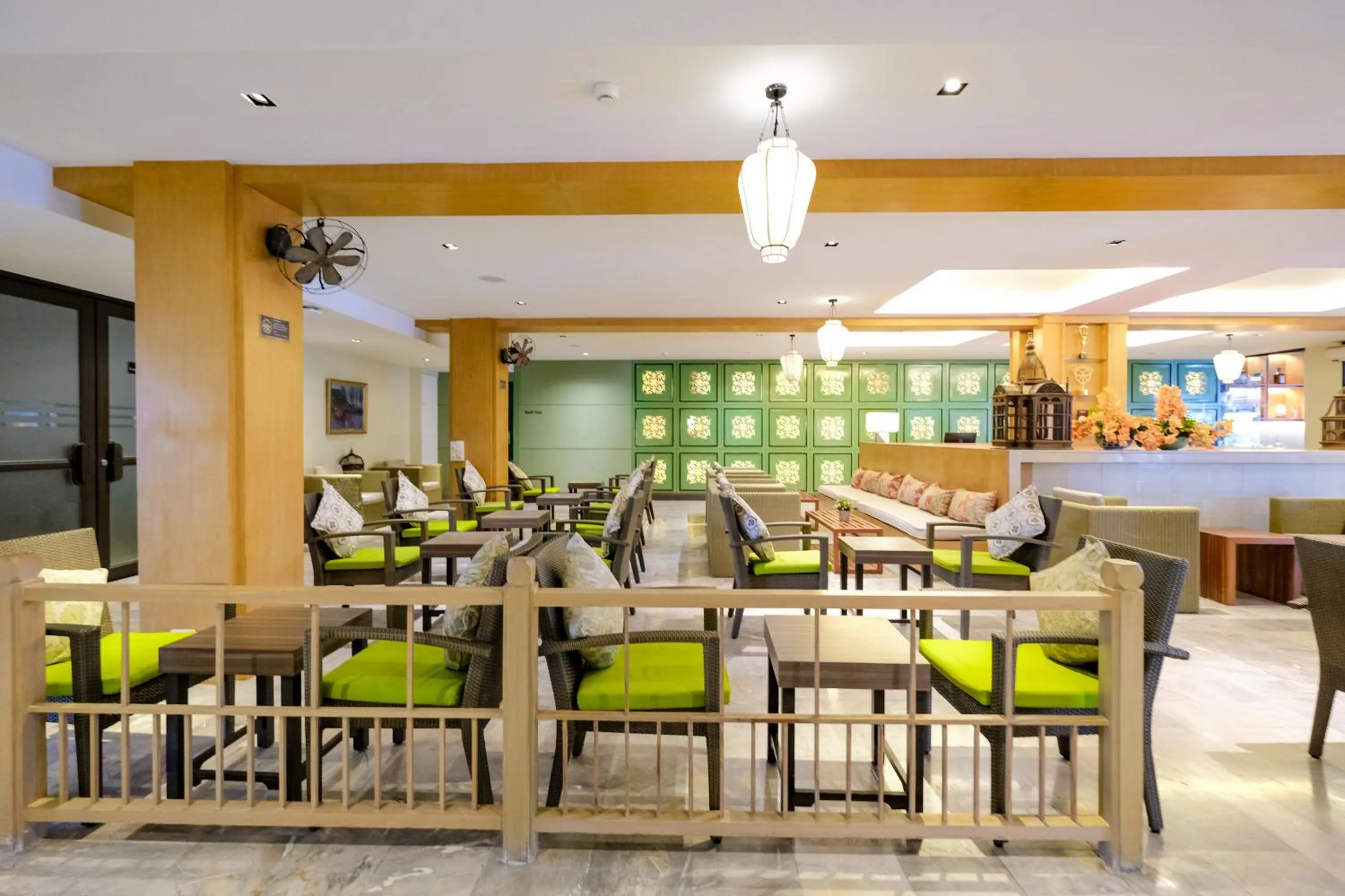 Lobby or reception in Sawaddi Patong Resort & Spa by Tolani