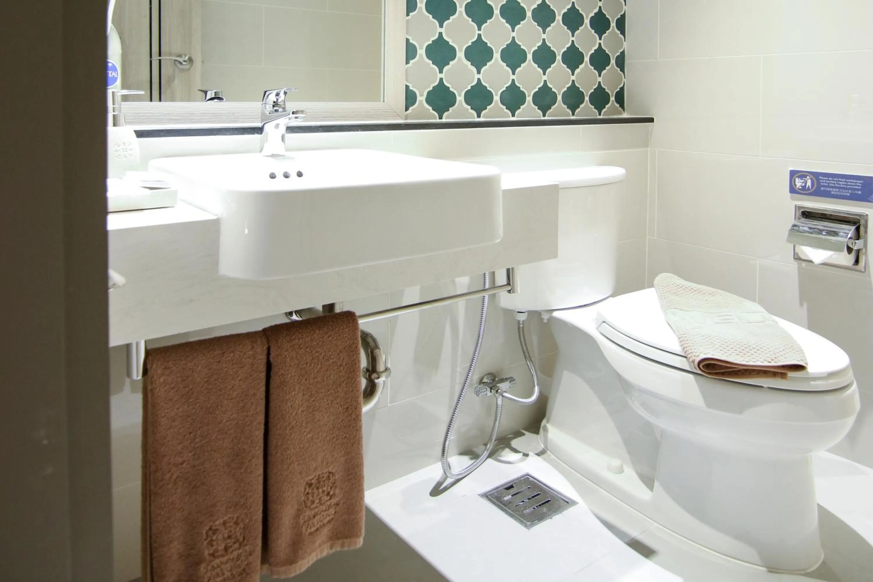 Bathroom in Sawaddi Patong Resort & Spa by Tolani