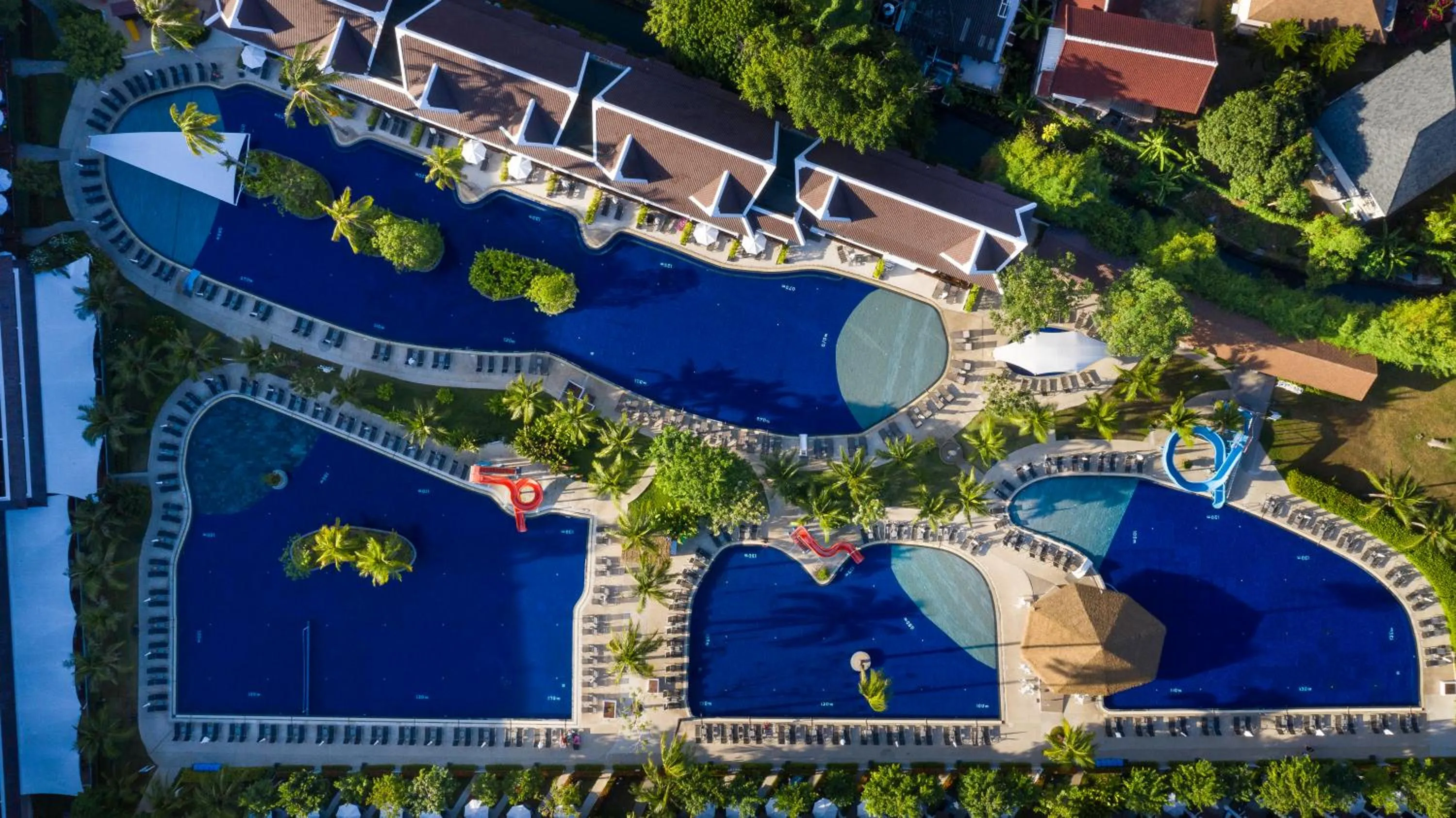 Pool view in Sunwing Kamala Beach