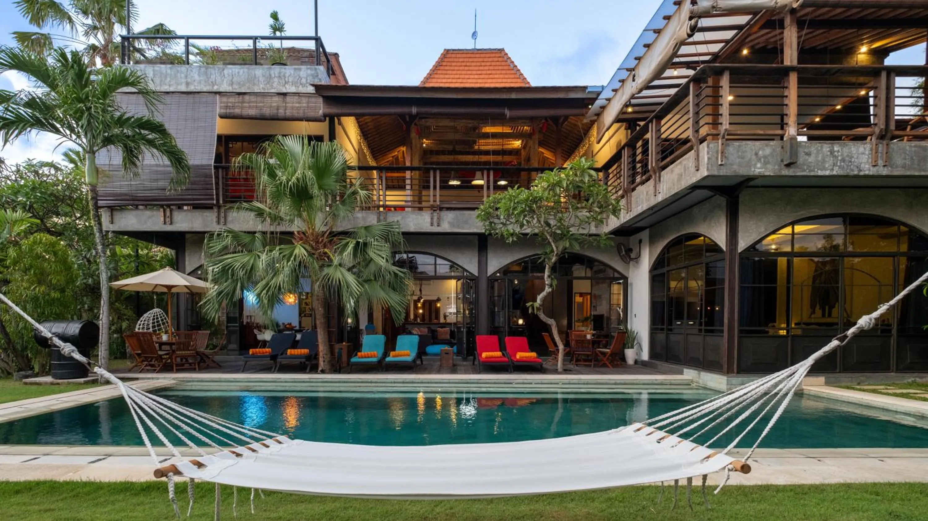 Property building in NicoNico Mansion by Villa Finder