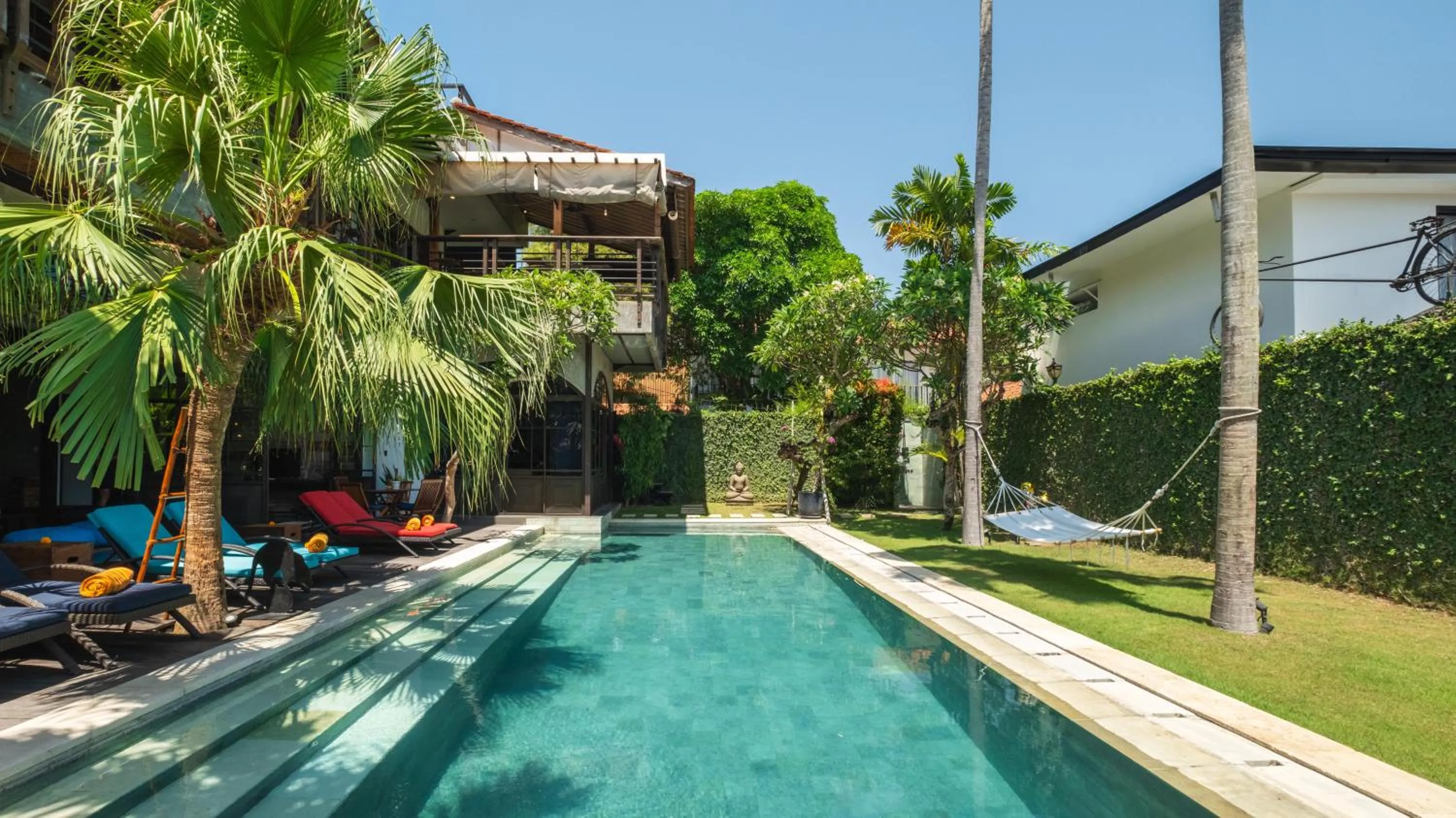 Property building in NicoNico Mansion by Villa Finder