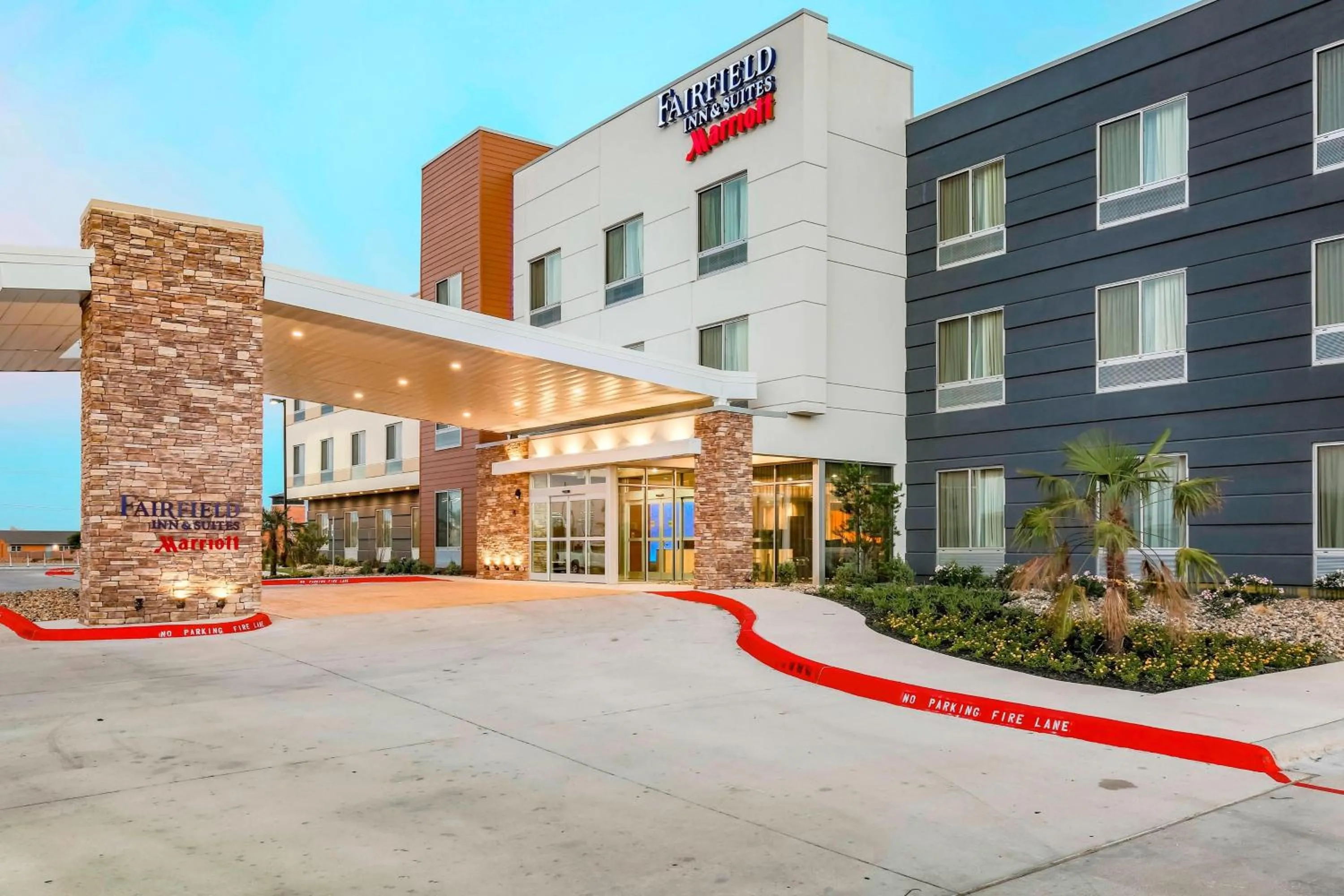 Property building in Fairfield Inn & Suites by Marriott Snyder