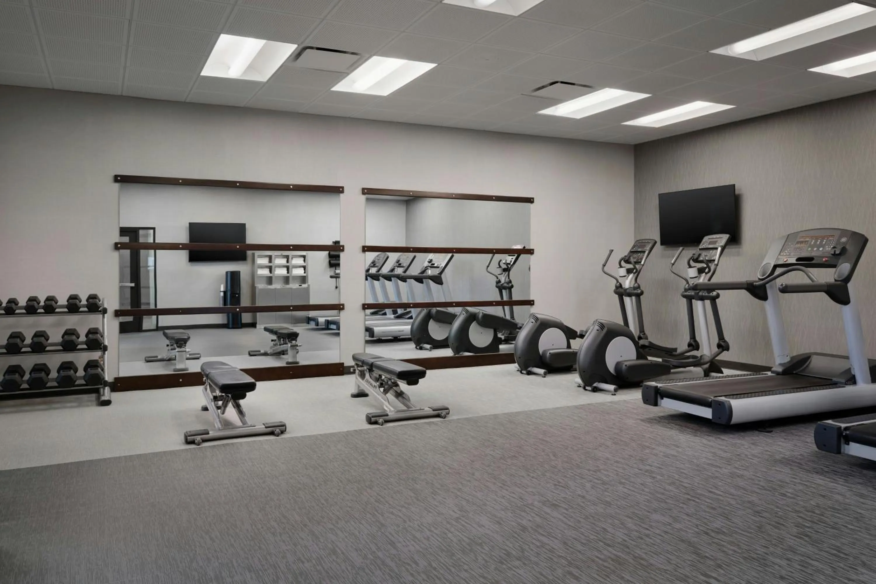 Fitness centre/facilities in Courtyard by Marriott Fort Worth Alliance Town Center