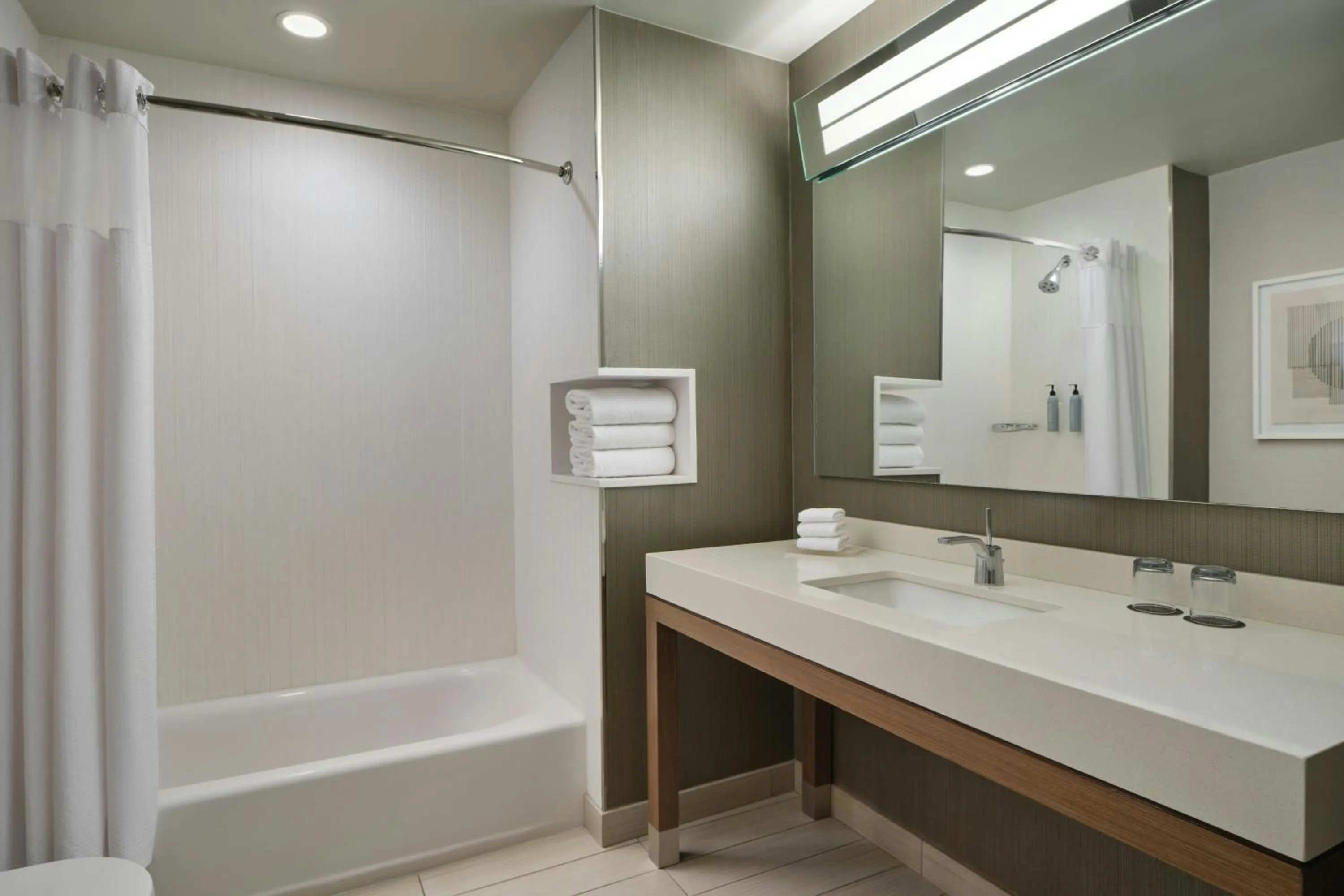 Bathroom in Courtyard by Marriott Fort Worth Alliance Town Center