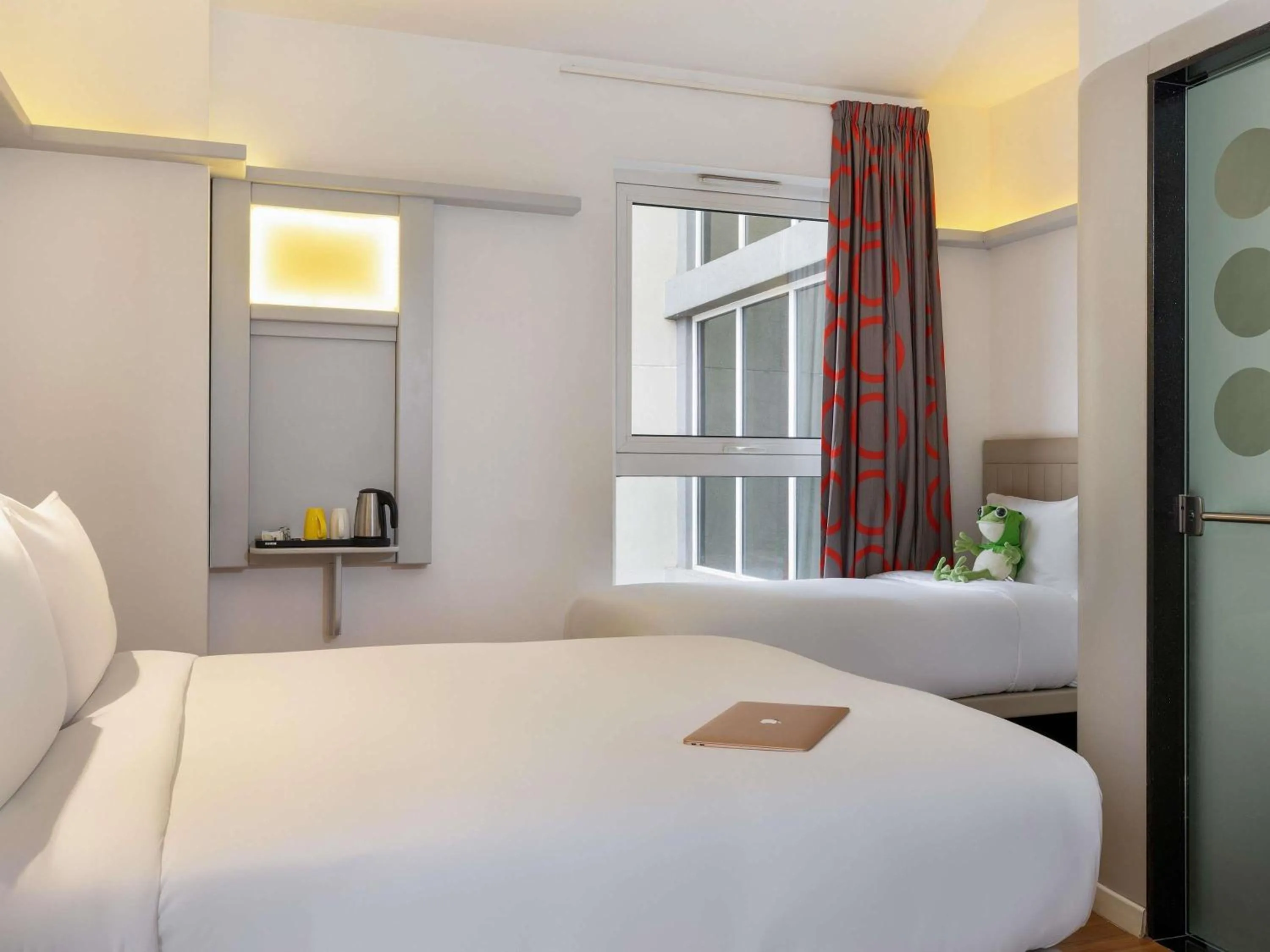 Bedroom, Bed in ibis Styles - Nairobi, Westlands