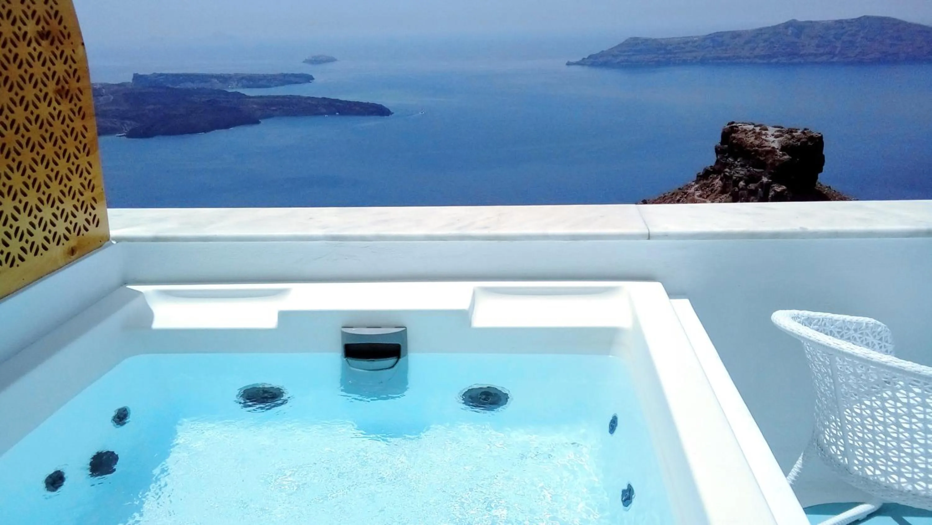 Balcony/Terrace in Andronikos Santorini