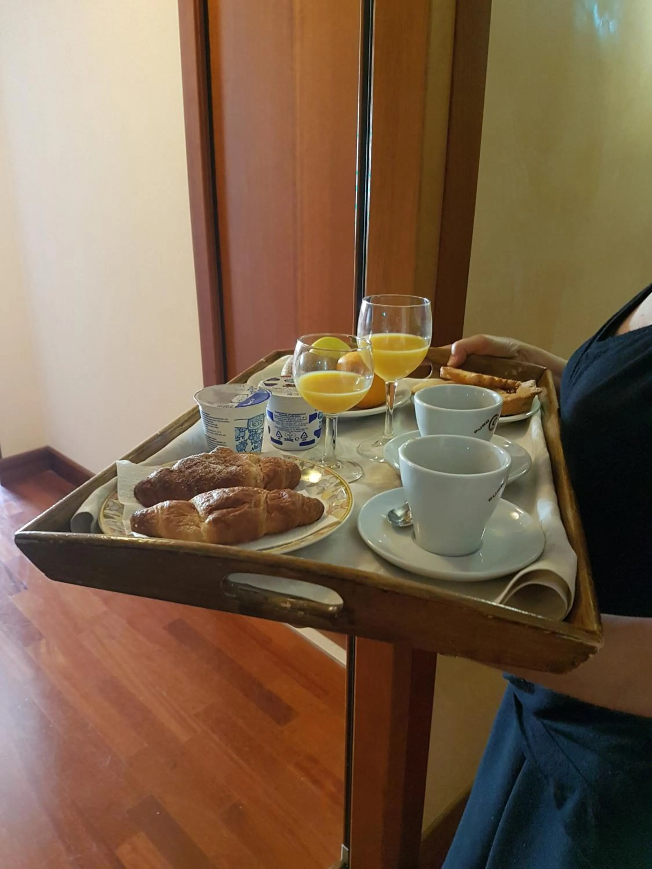 Food and drinks in Hotel Minerva