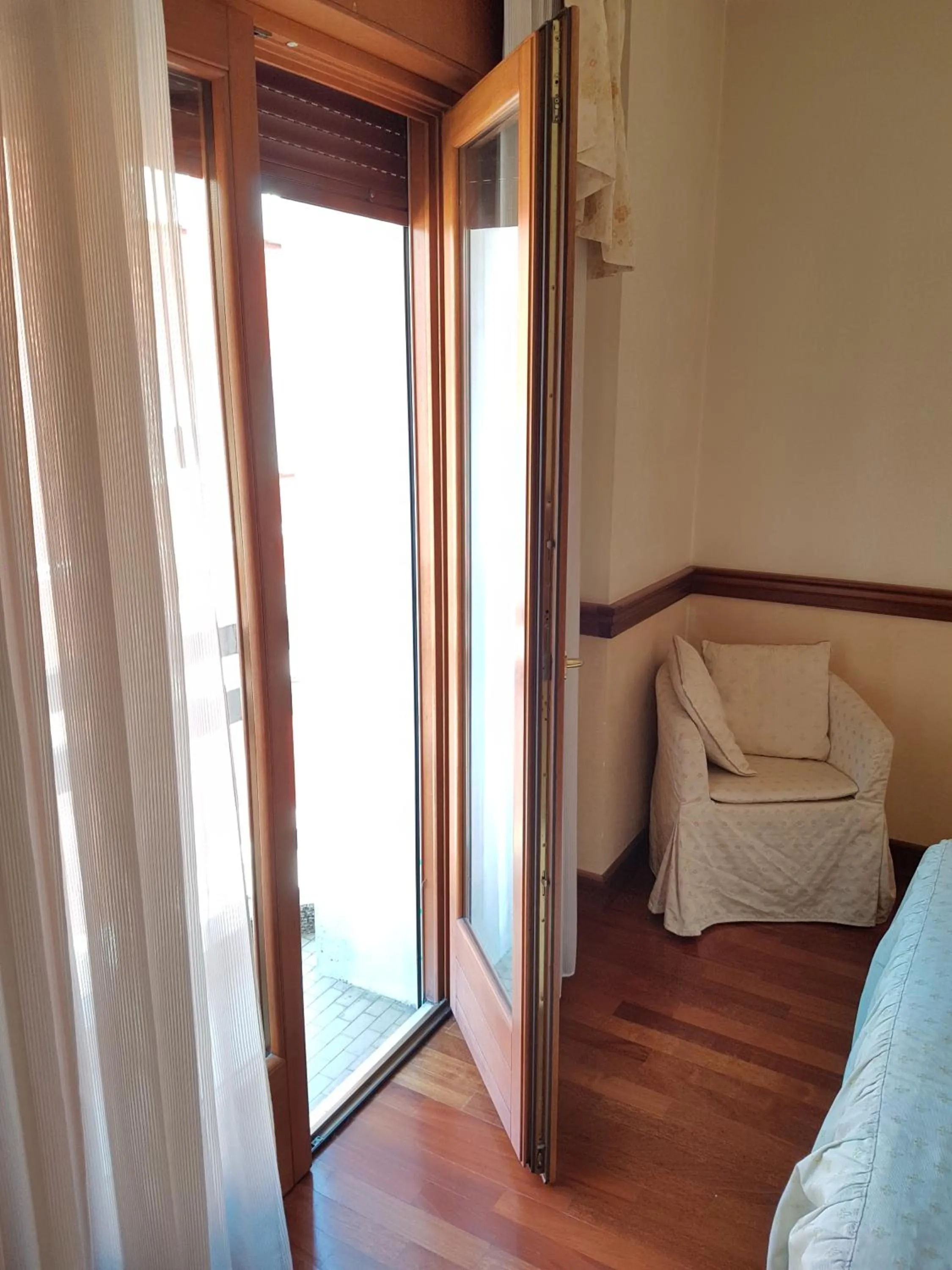 Quiet street view in Hotel Minerva