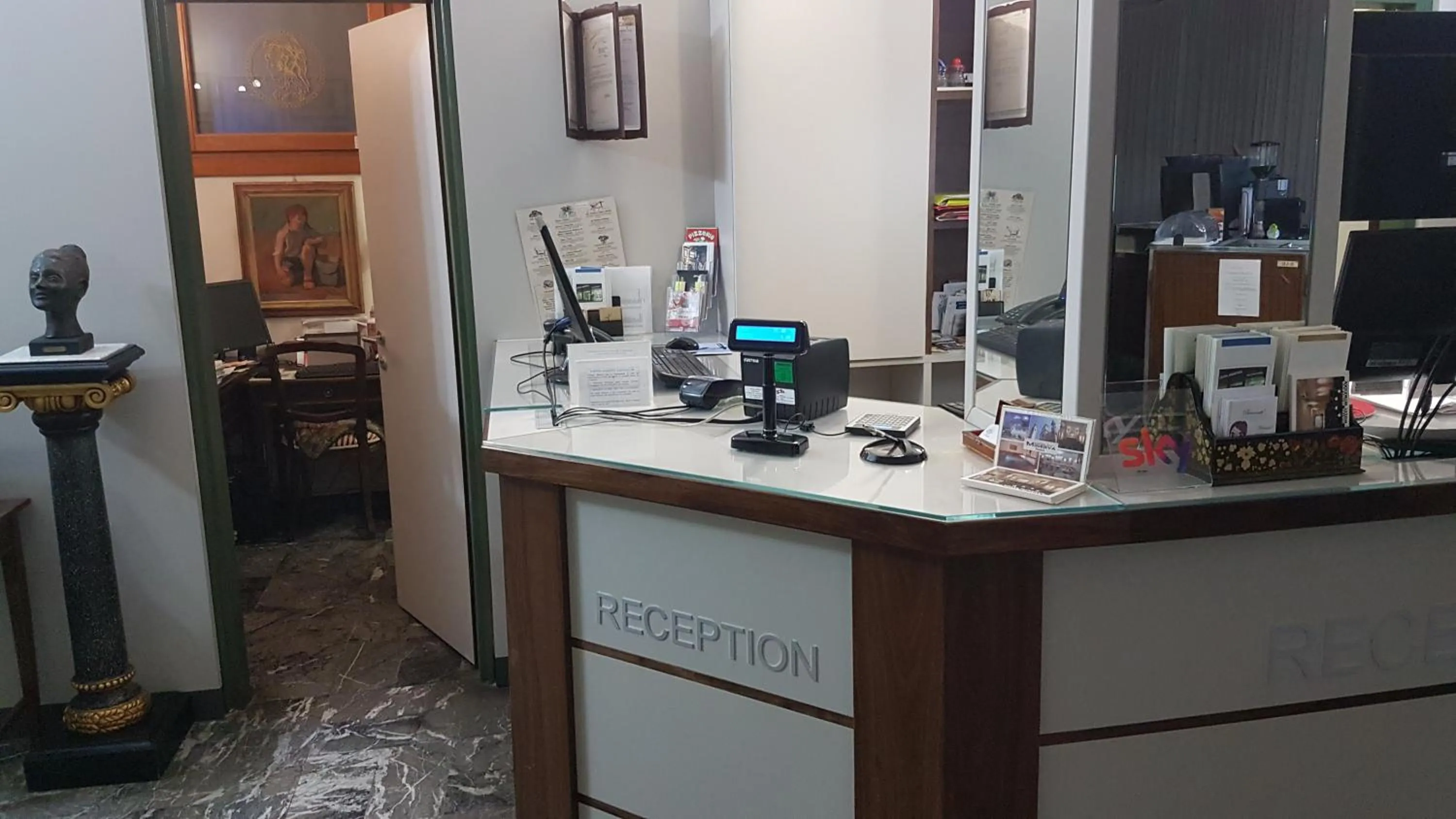 Lobby or reception in Hotel Minerva