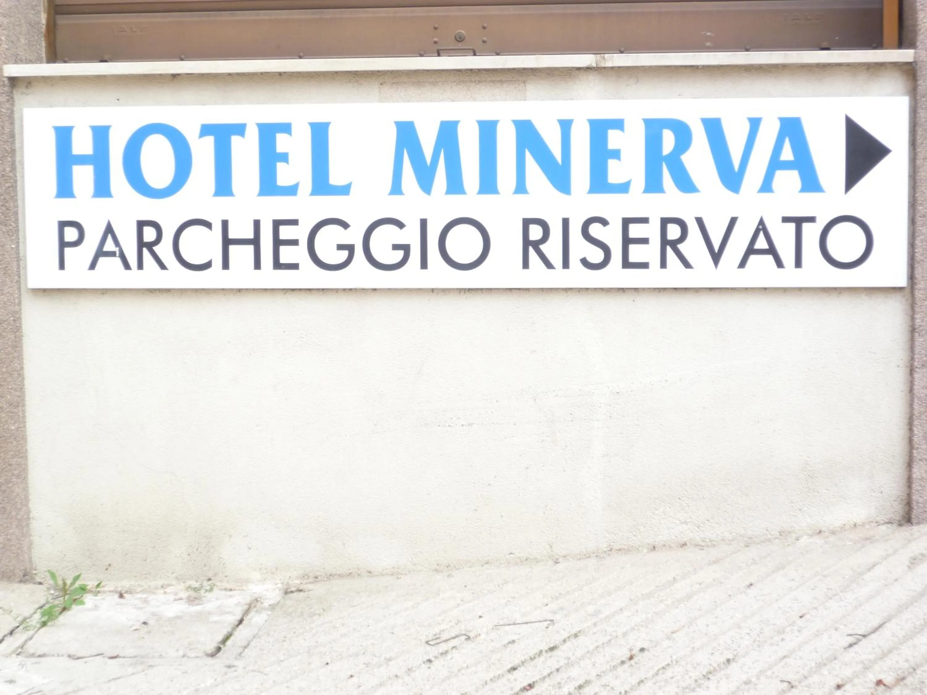 Quiet street view in Hotel Minerva