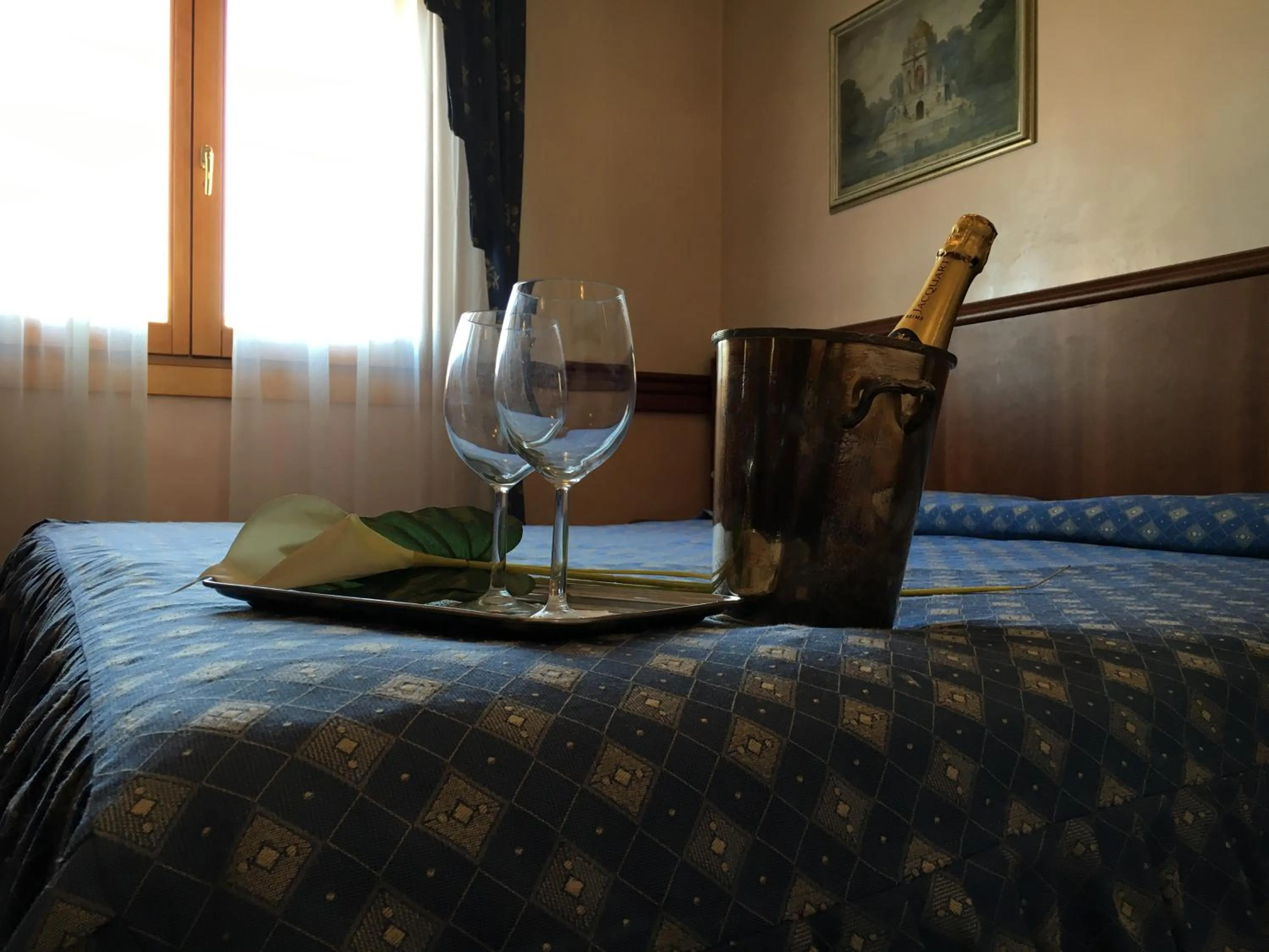 Food and drinks, Bed in Hotel Minerva