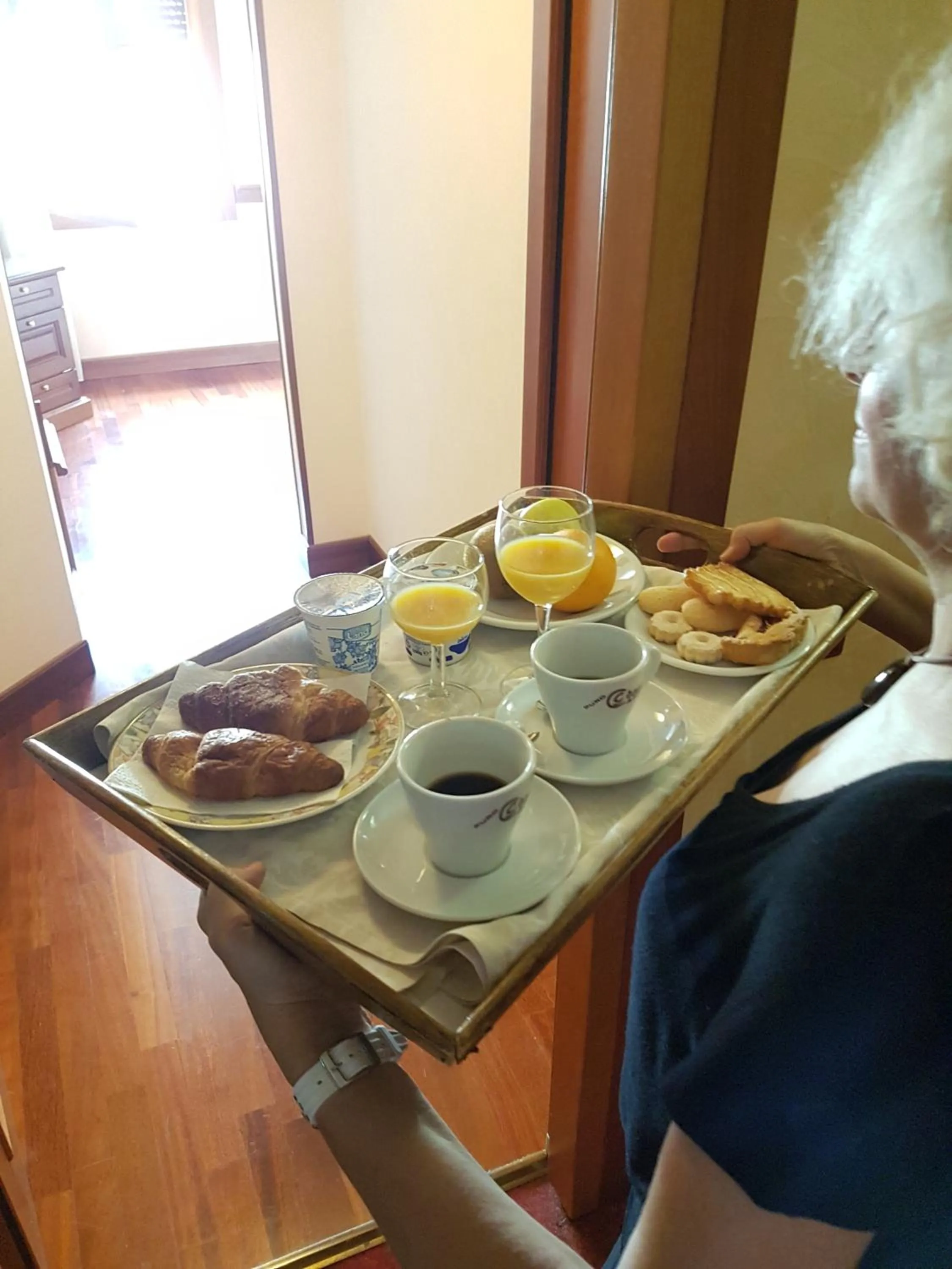 Quiet street view in Hotel Minerva