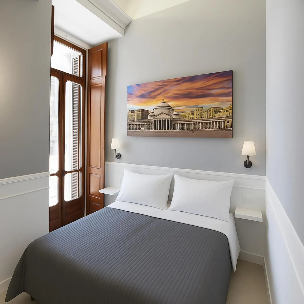 Bed in Piazza Bovio 22