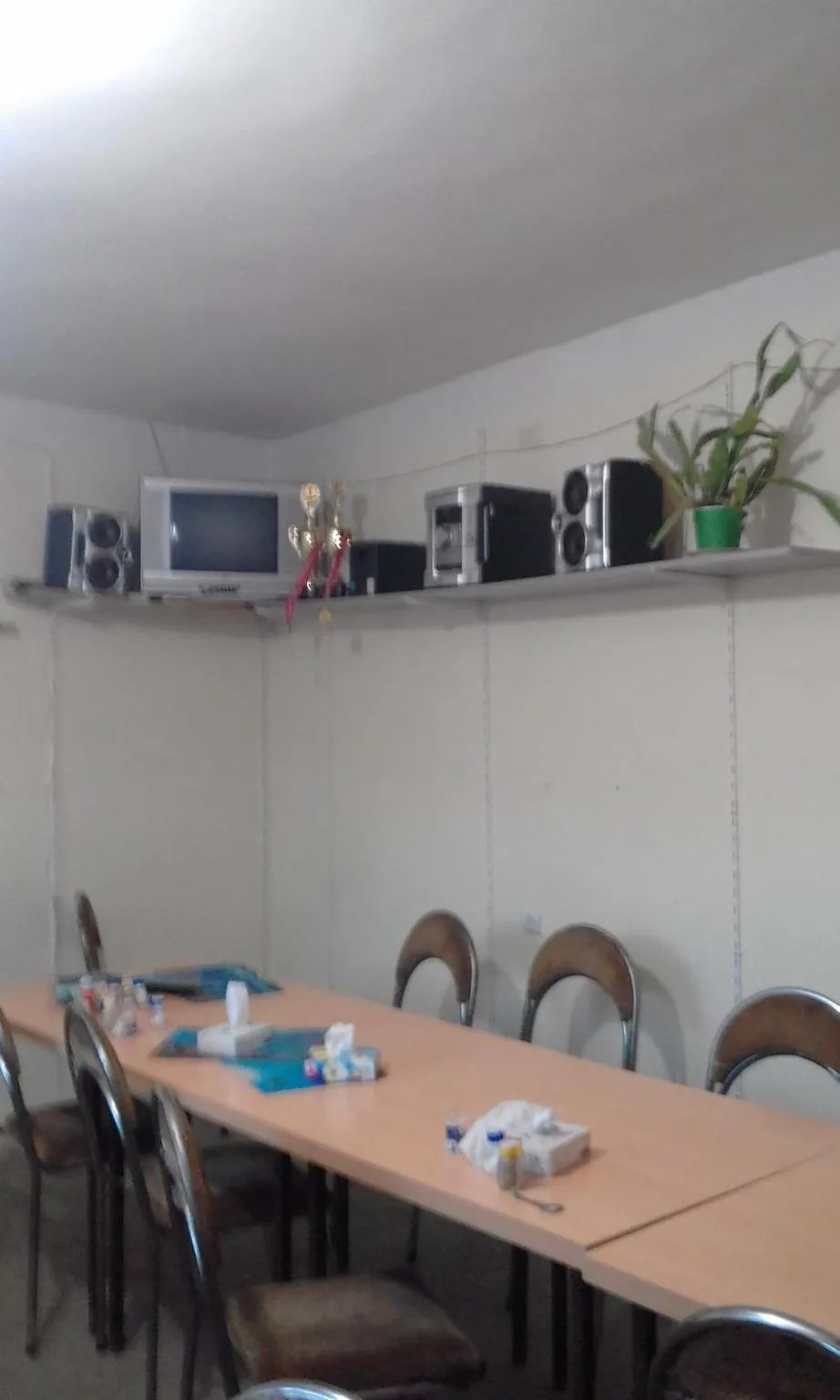 Restaurant/places to eat in Shushan GUEST HOUSE