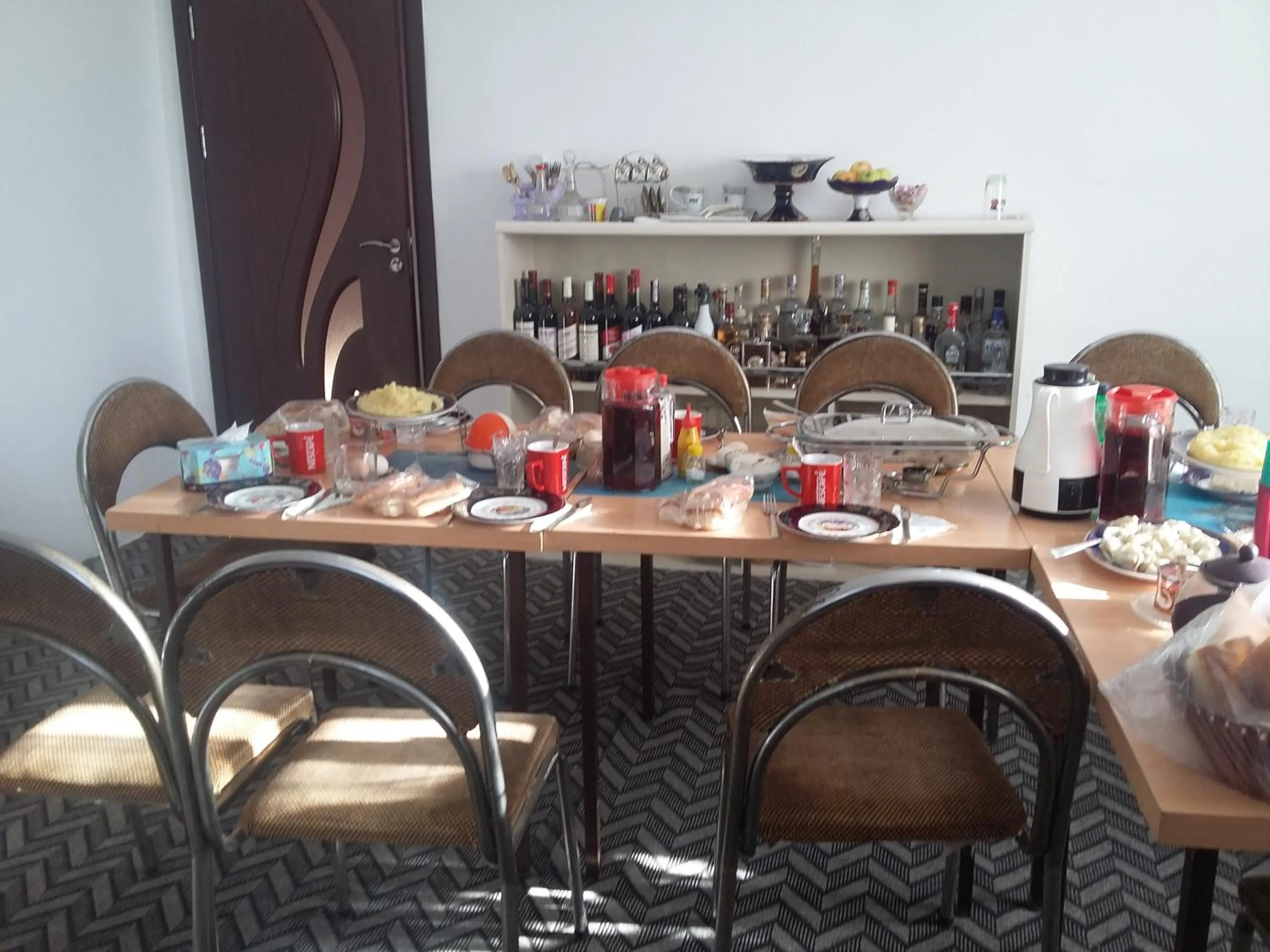 Food and drinks in Shushan GUEST HOUSE